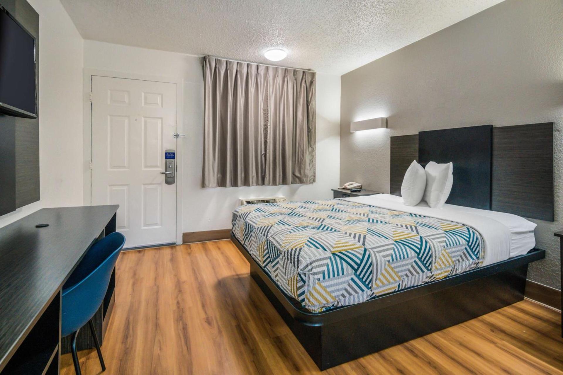Motel 6-Irving, TX - Dallas photo 16