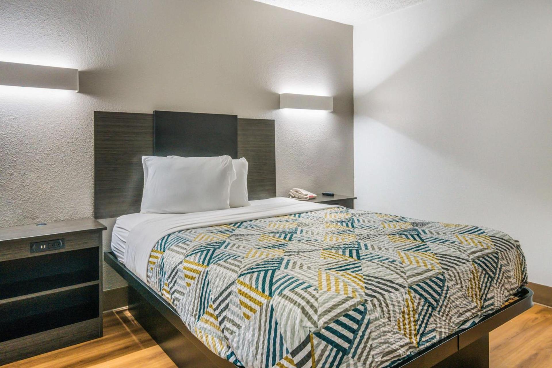 Motel 6-Irving, TX - Dallas photo 20