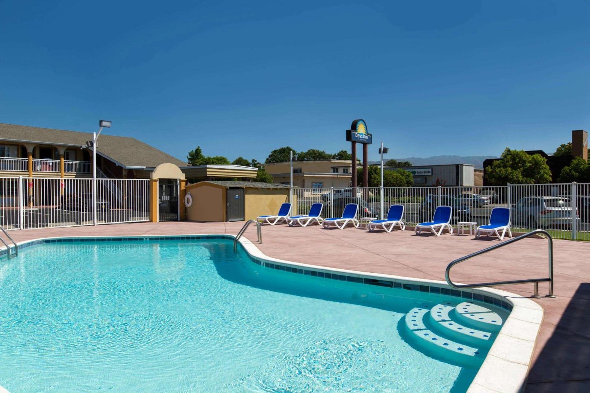 Days Inn by Wyndham Ukiah photo 30