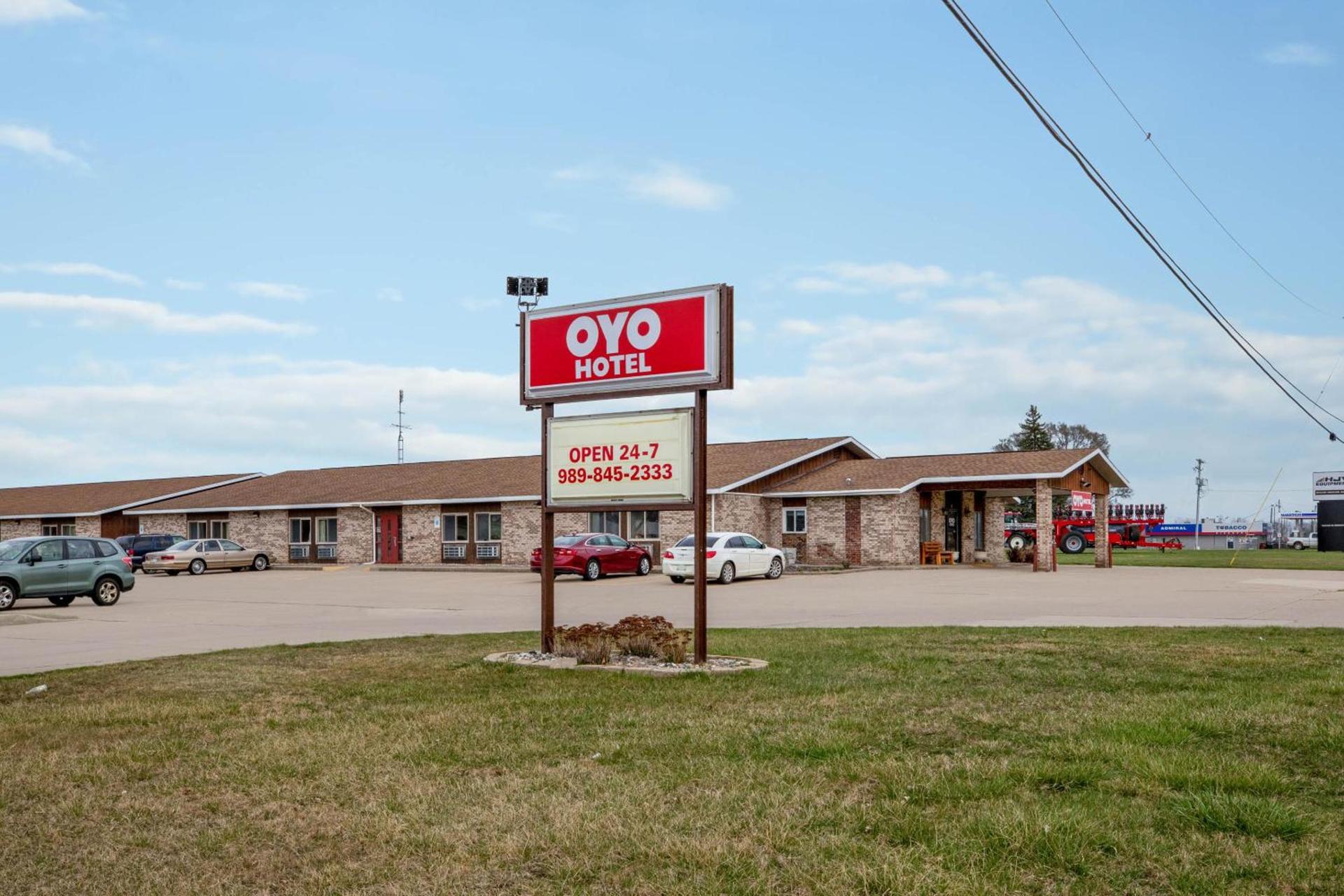 OYO Hotel Chesaning Route 52 & Hwy 57 photo 6