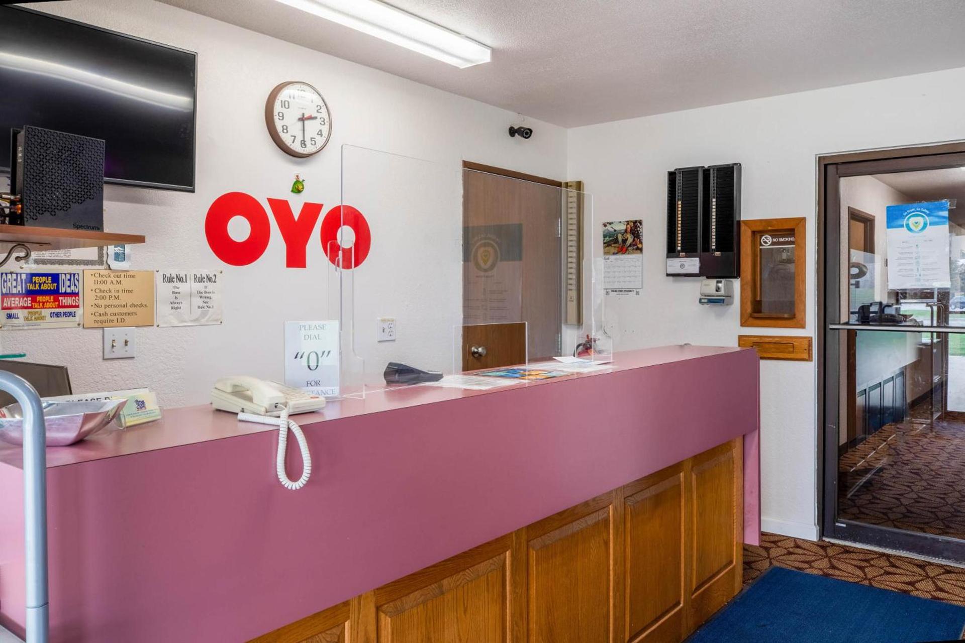 OYO Hotel Chesaning Route 52 & Hwy 57 photo 9