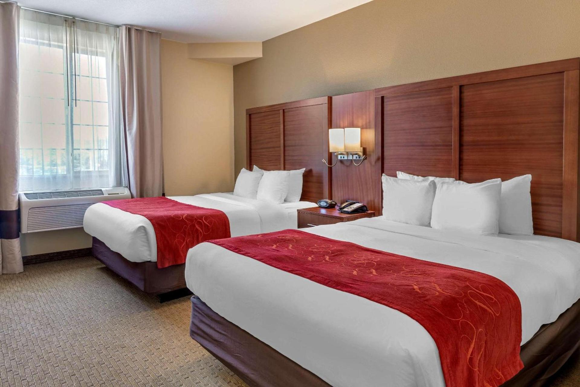Comfort Suites Eugene University photo 20