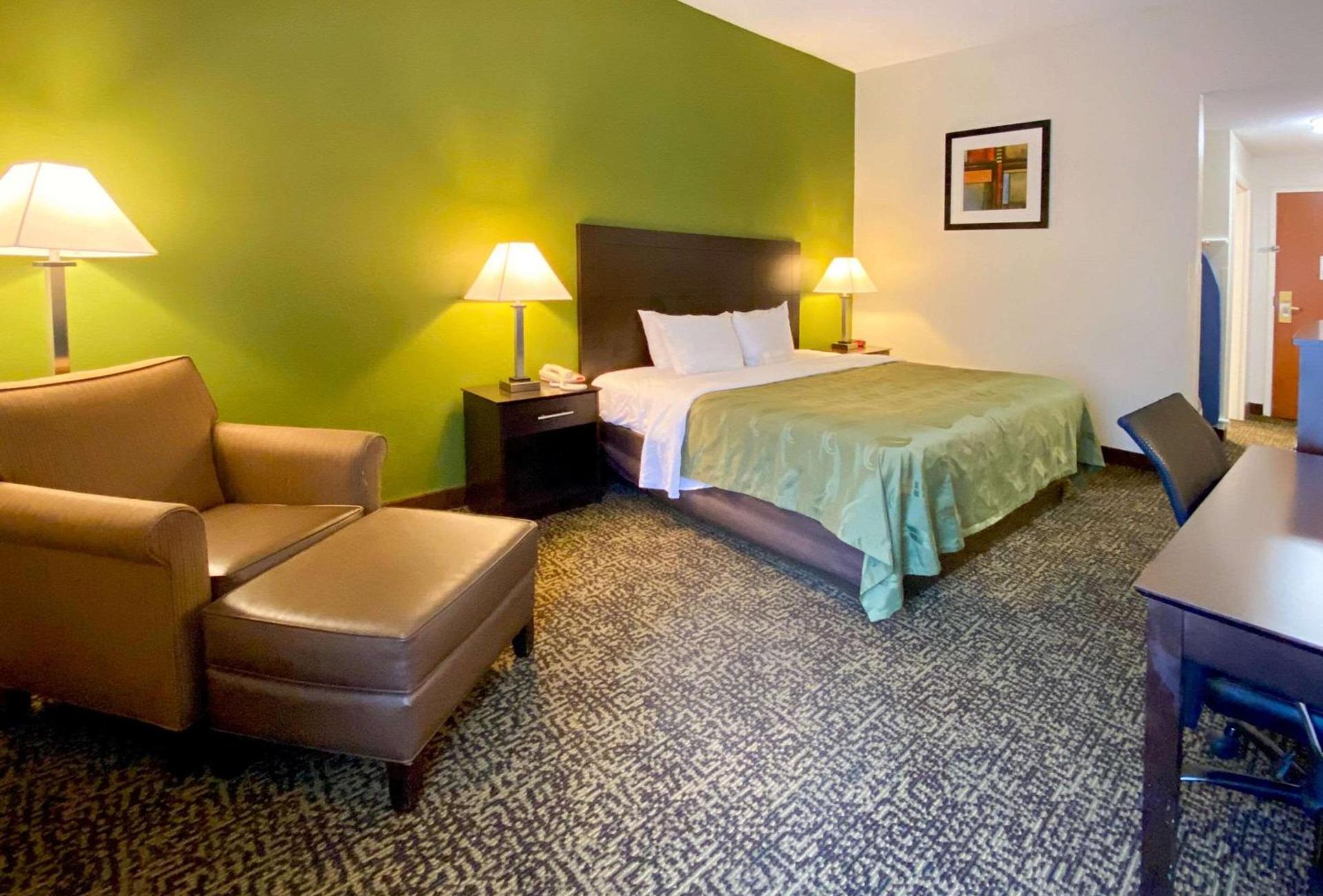 Quality Inn Union US Hwy 176 photo 2