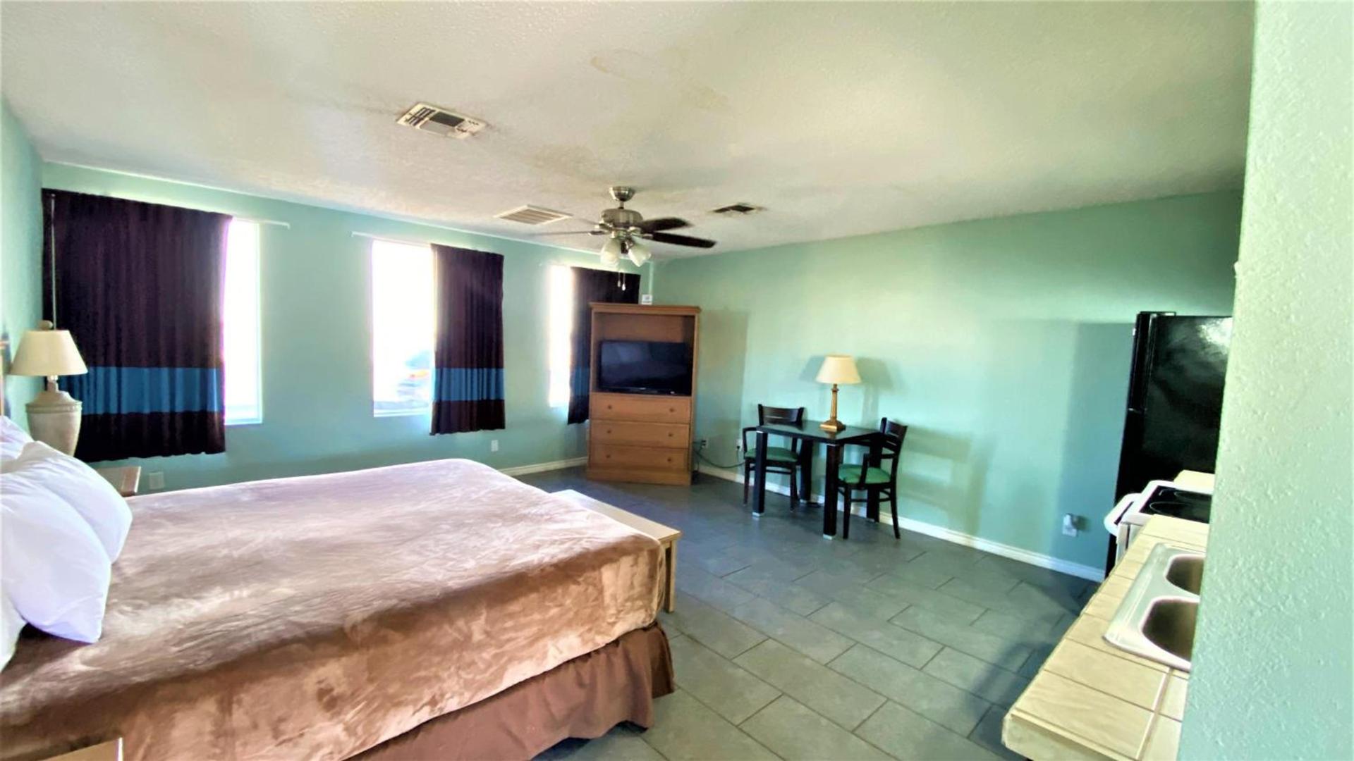 OYO Hotel Rockport- Bay View photo 51