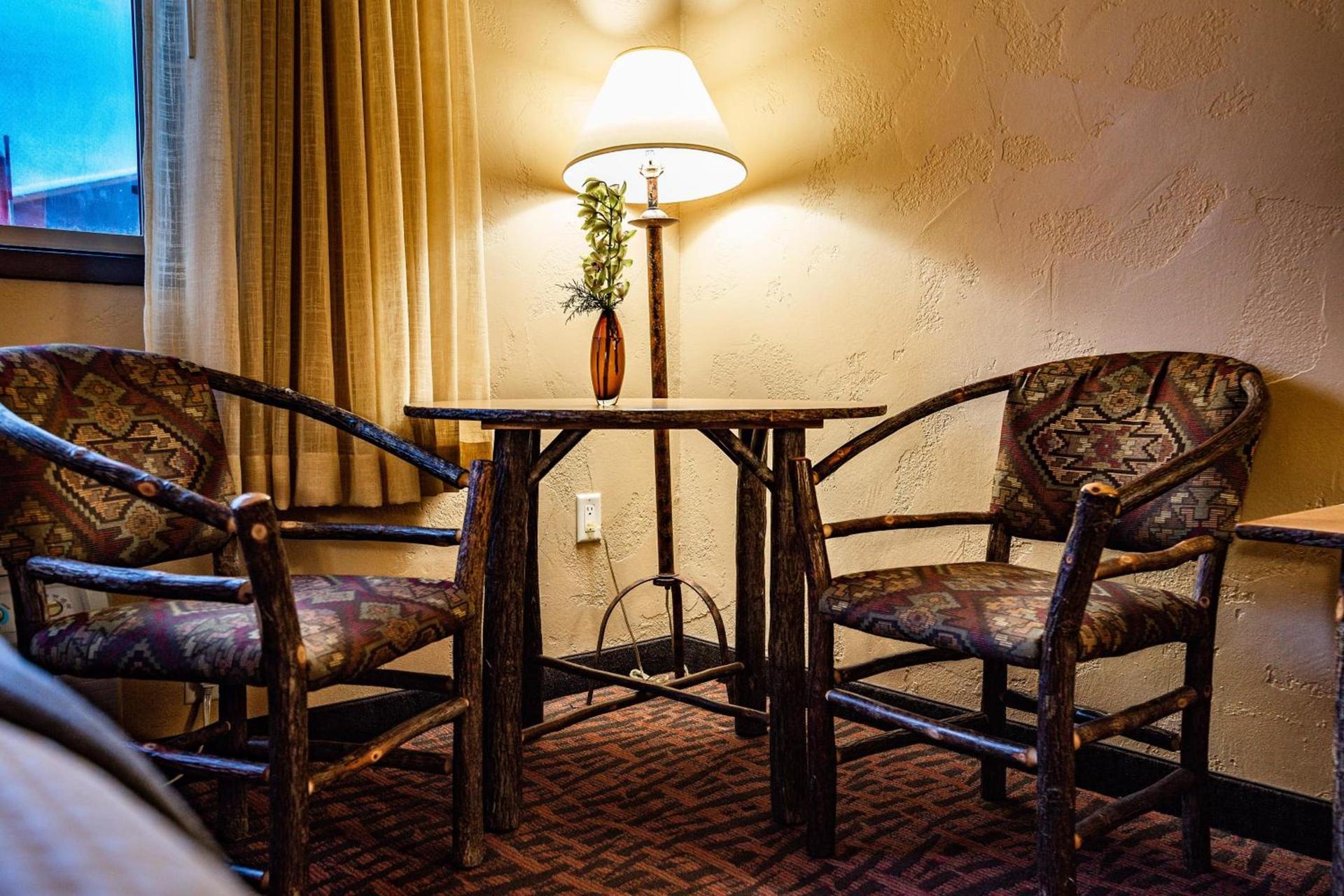 Elk Country Inn photo 30
