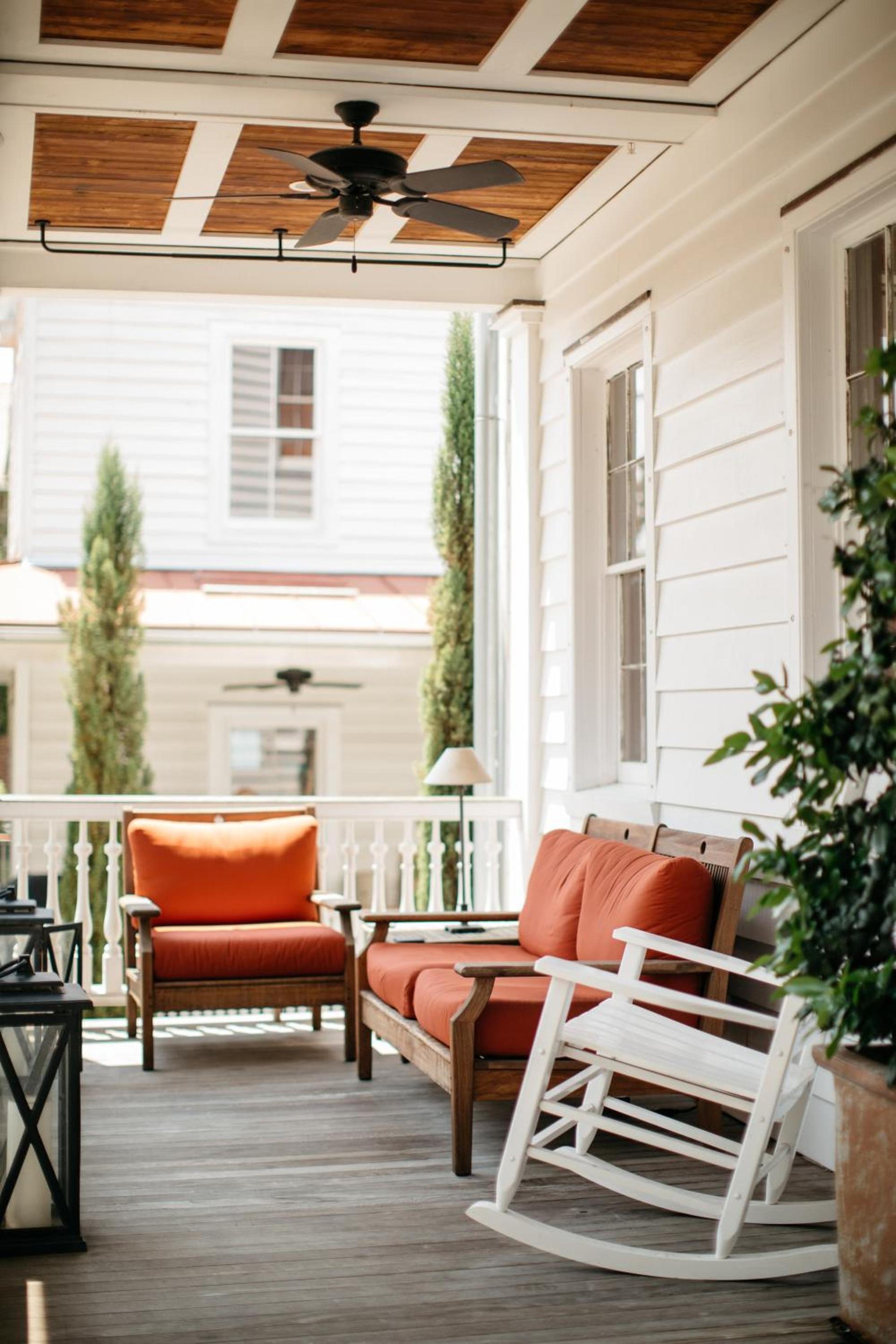 The Charlestonian photo 7