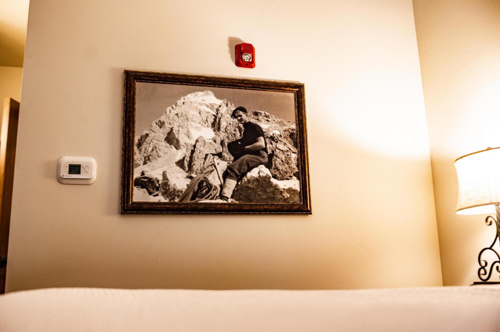 Elk Country Inn photo 61