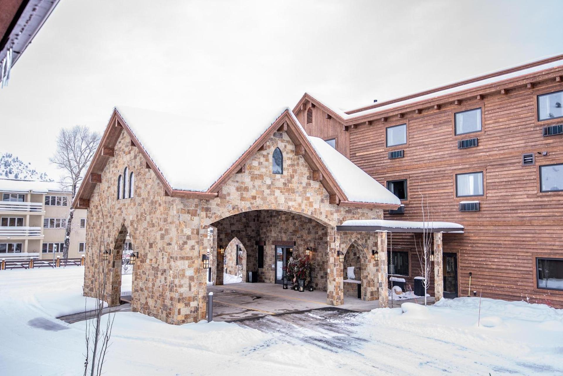 Elk Country Inn photo 2