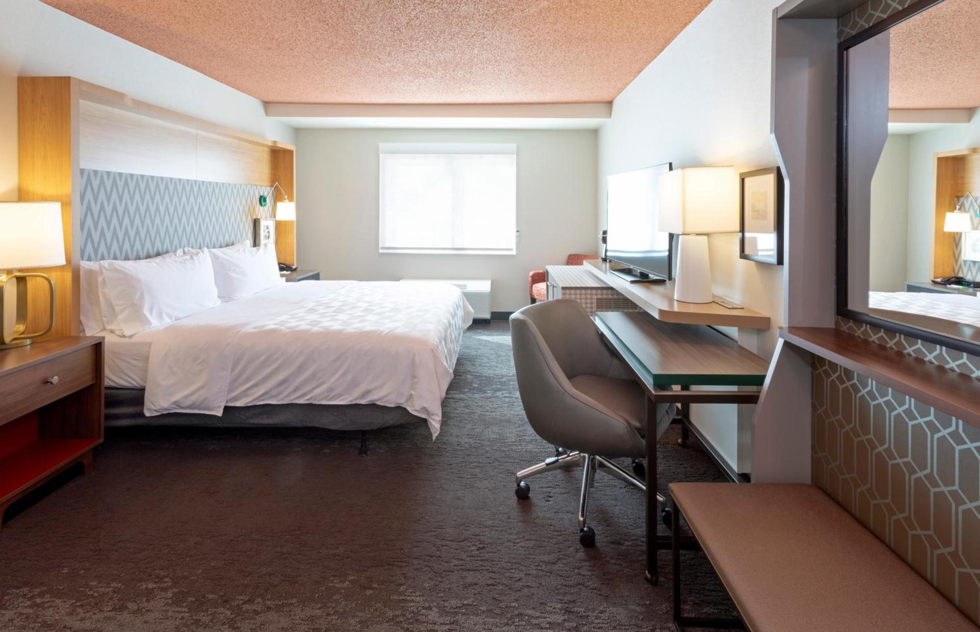 Holiday Inn Marquette by IHG photo 2