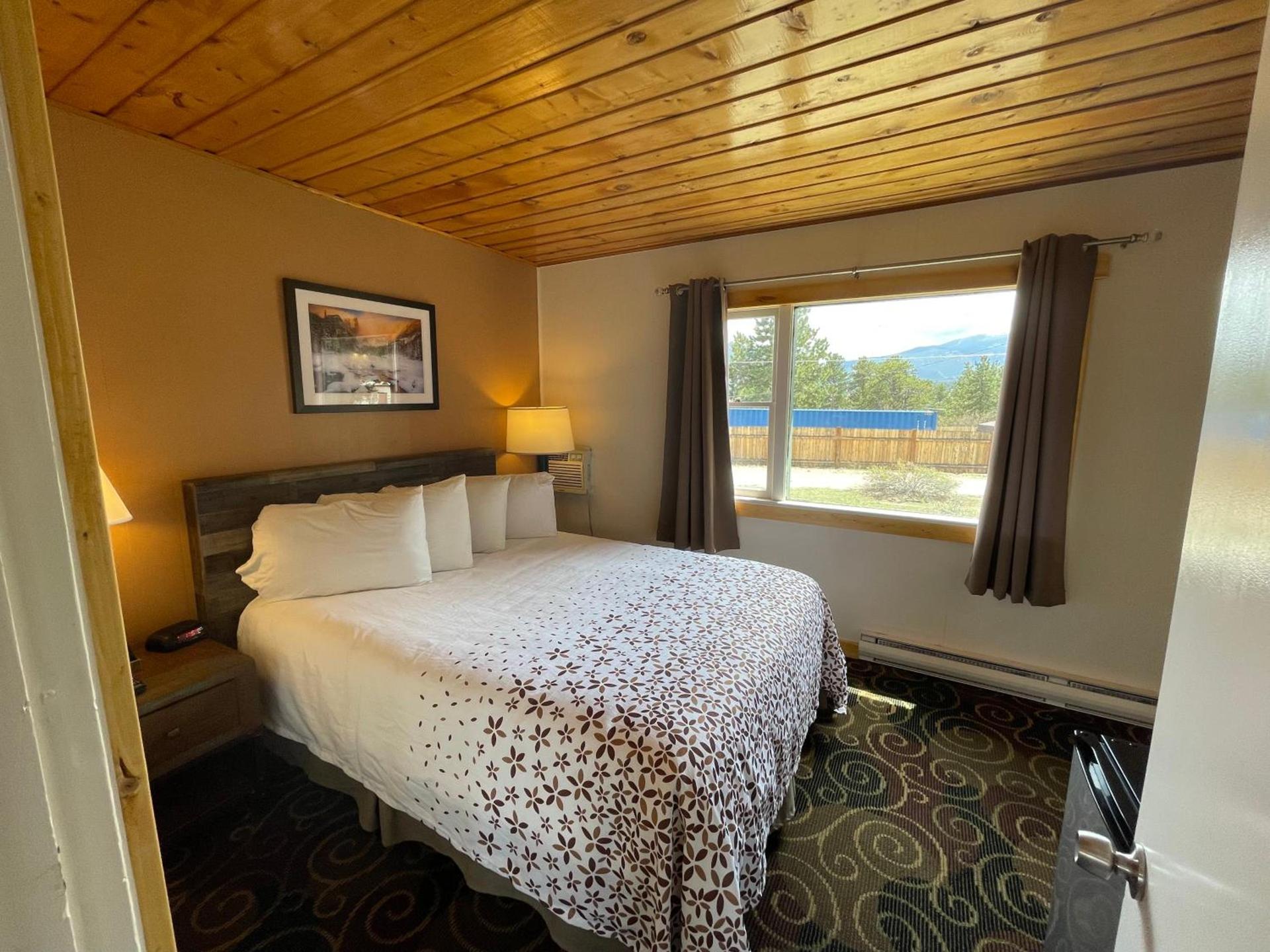 Estes Mountain Inn photo 38