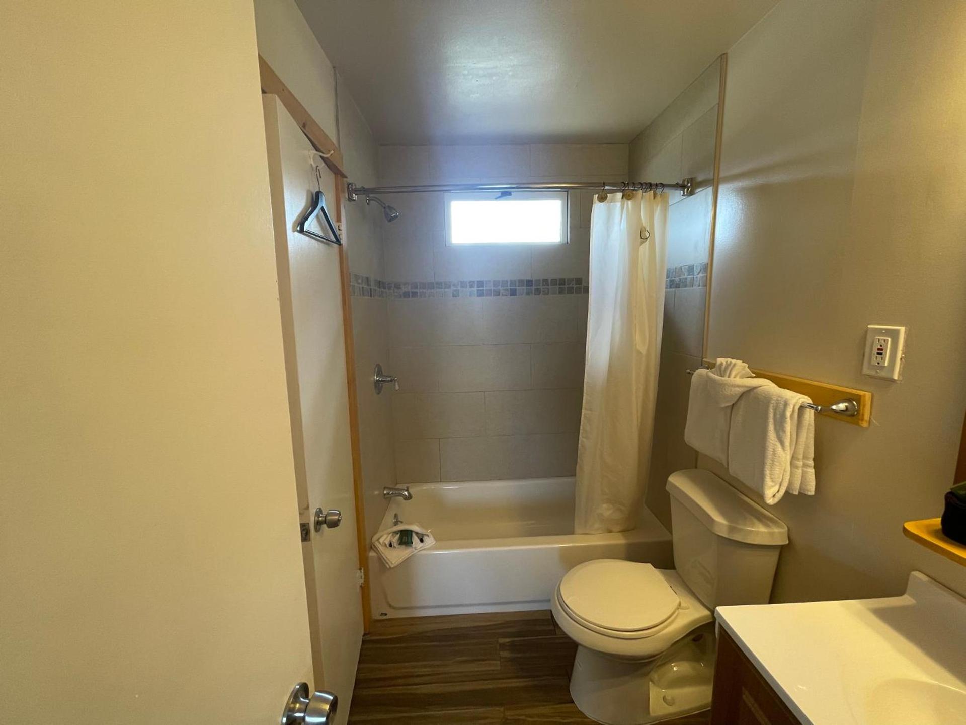 Estes Mountain Inn photo 81