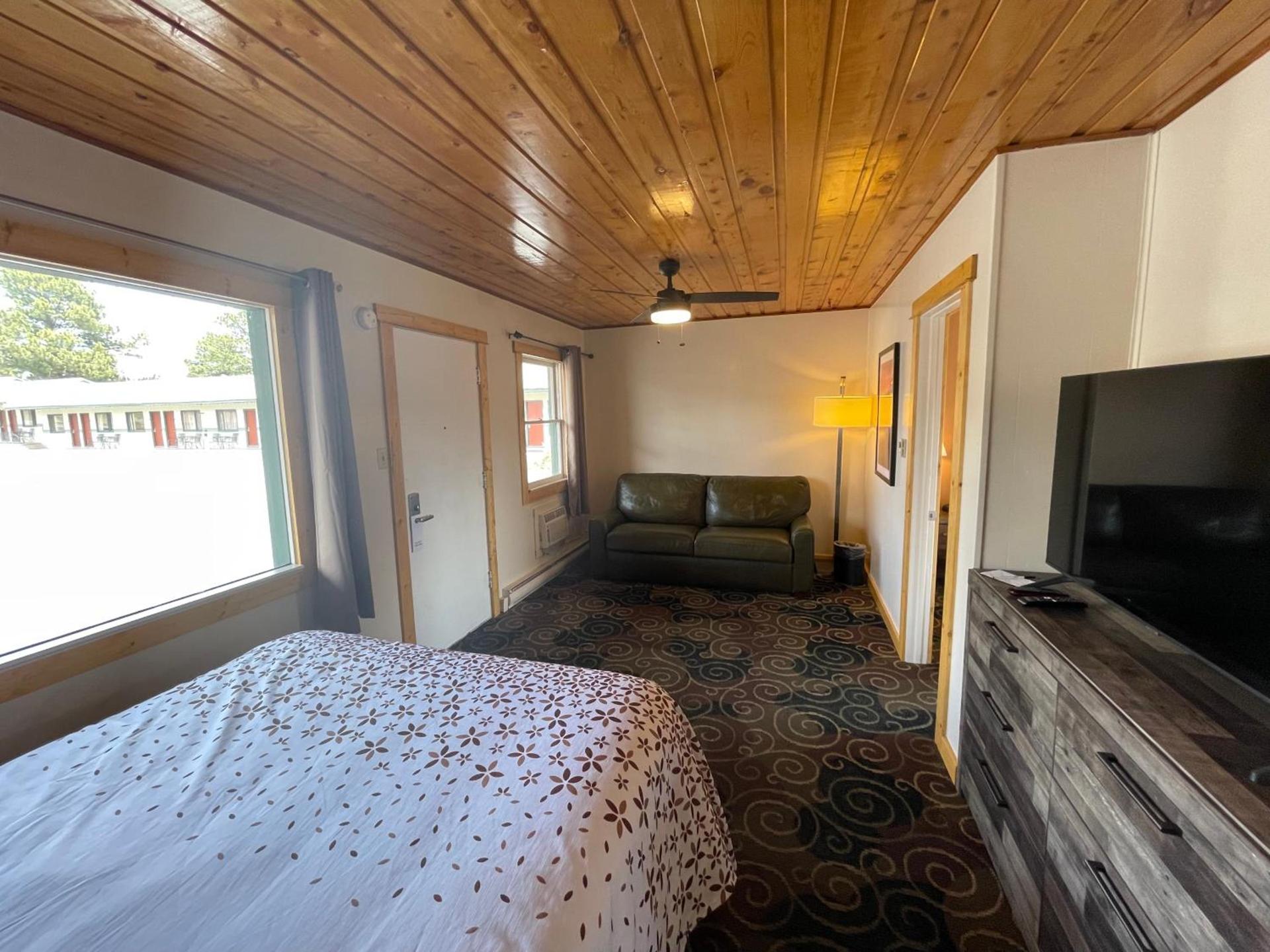 Estes Mountain Inn photo 87