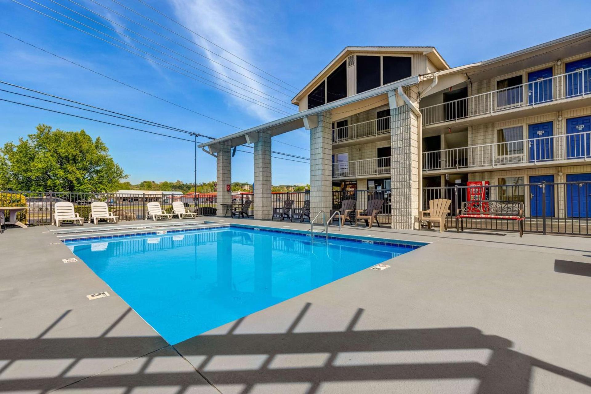 Park Inn by Radisson, Pigeon Forge South photo 35