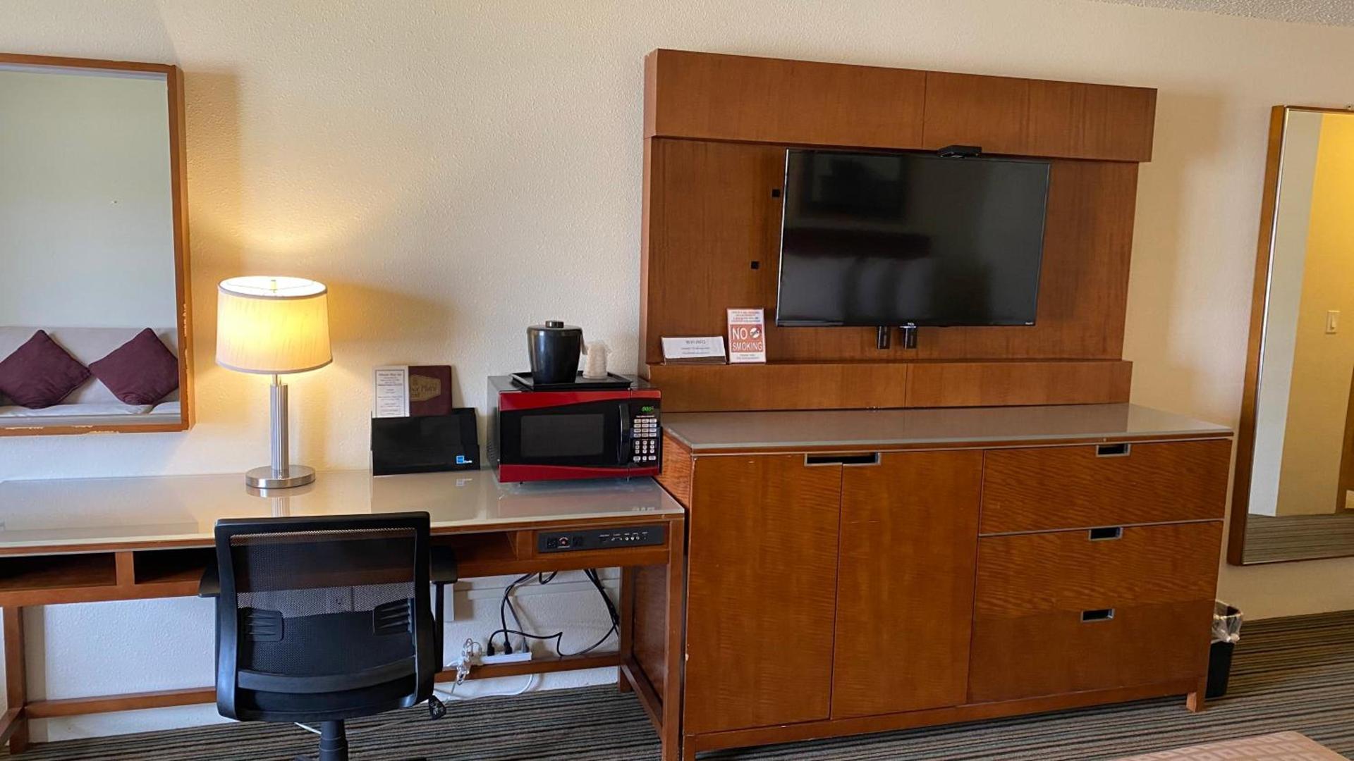 Windsor Place Inn photo 25