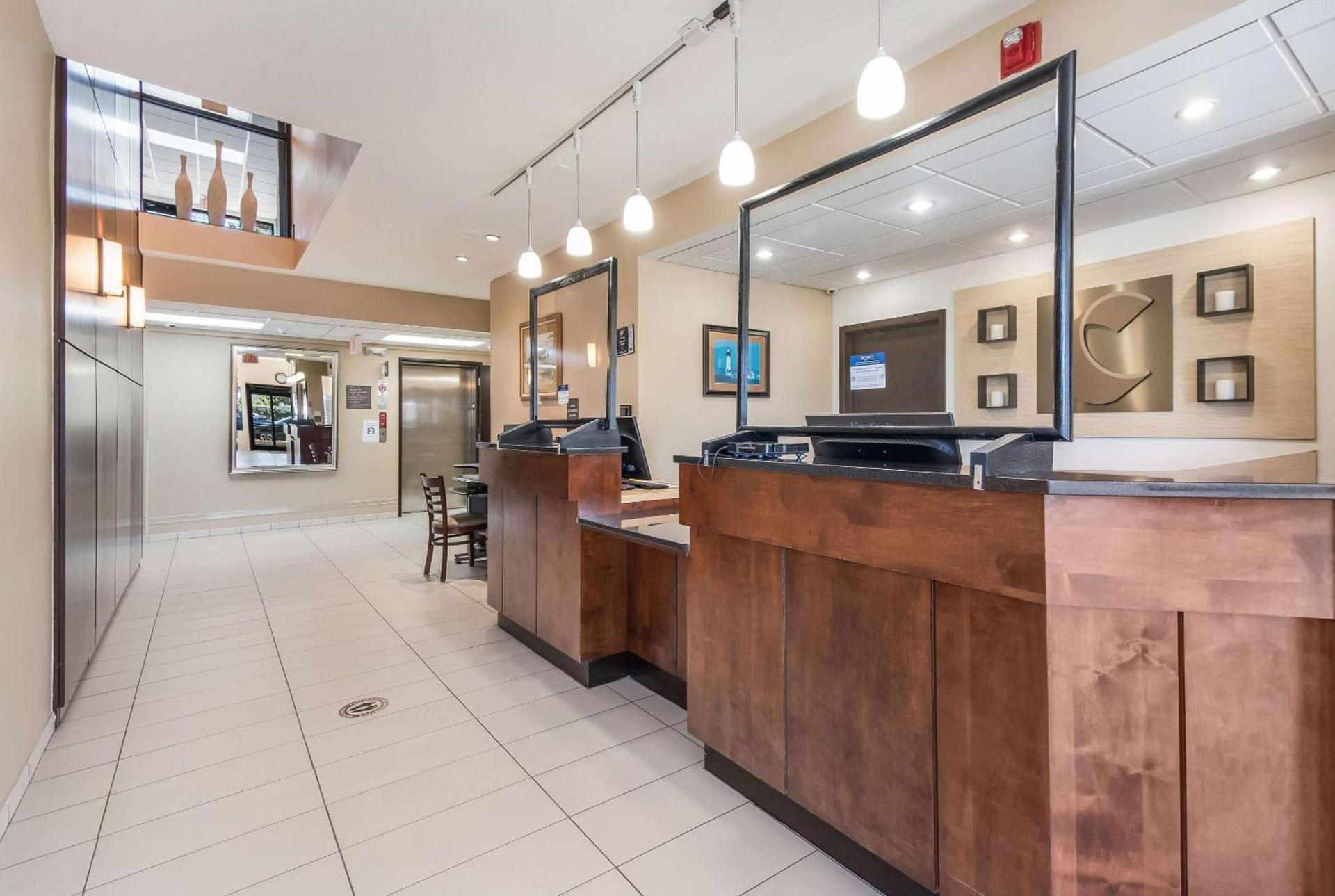 Comfort Inn Newport photo 24