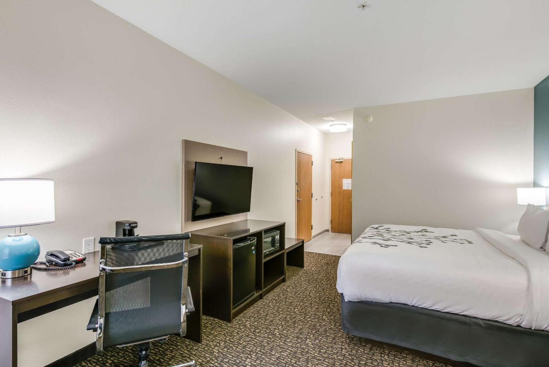 Sleep Inn Clovis photo 17