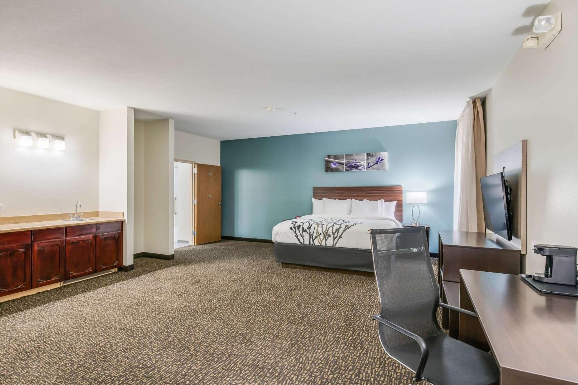 Sleep Inn Clovis photo 18