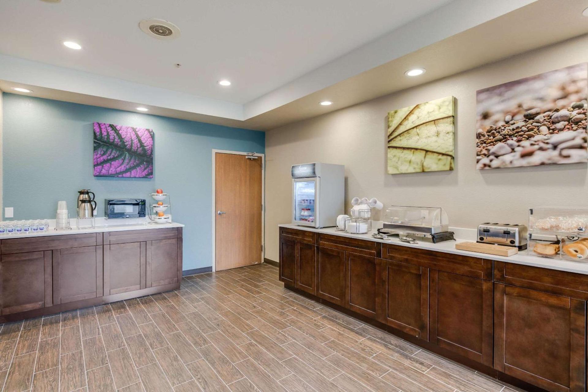 Sleep Inn Clovis photo 25