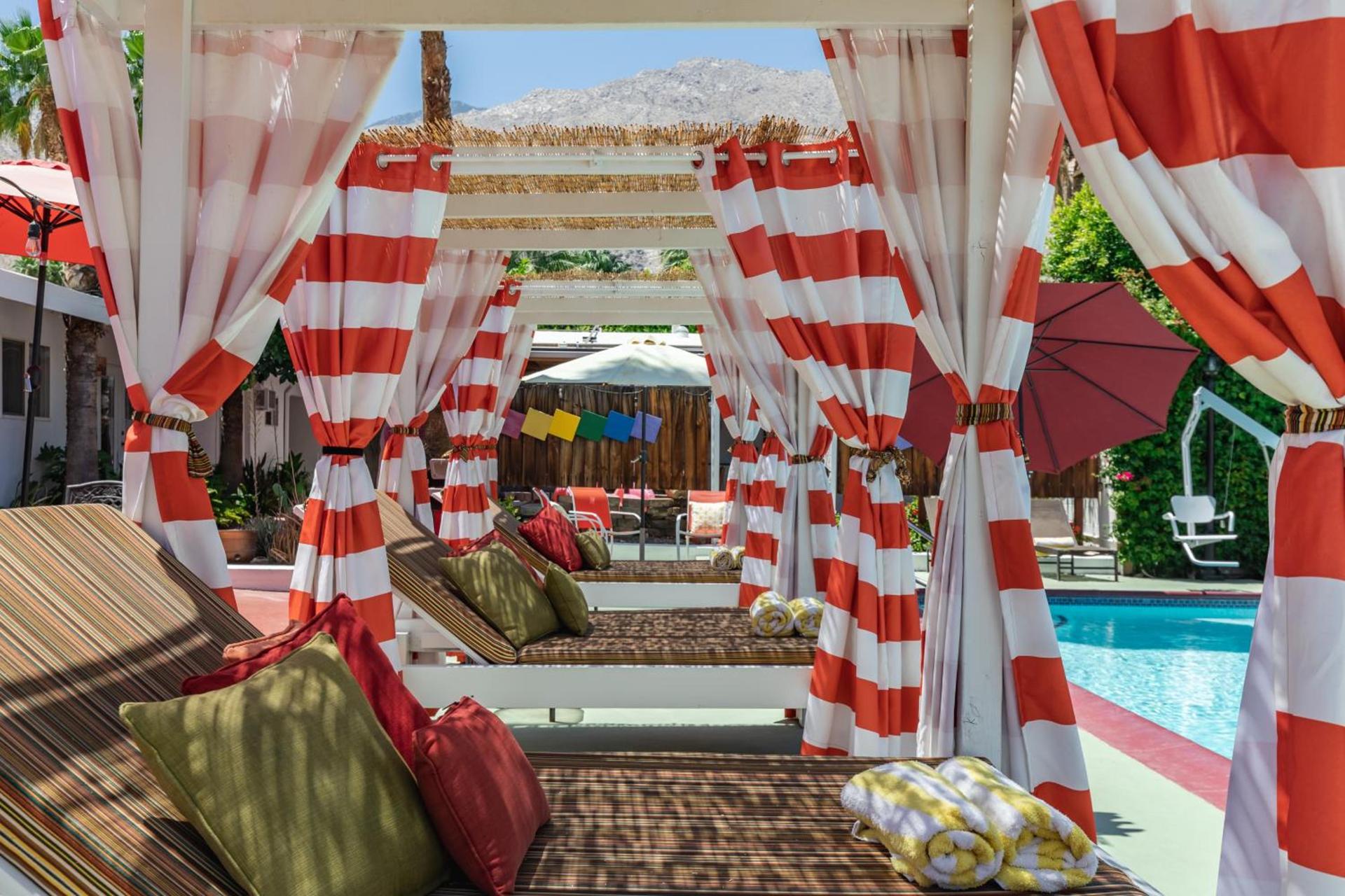 Float Palm Springs - Adults Only photo 16