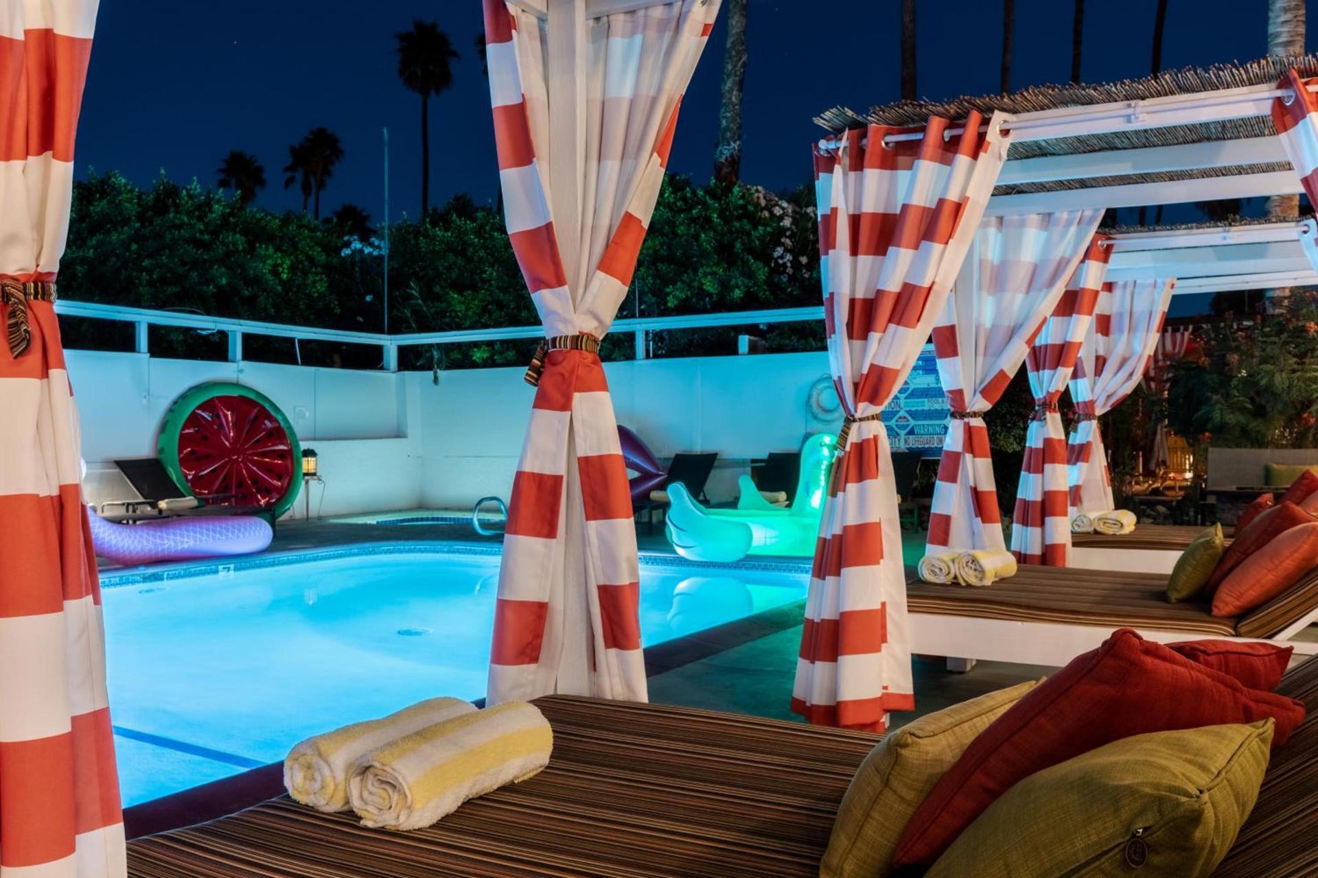 Float Palm Springs - Adults Only photo 17