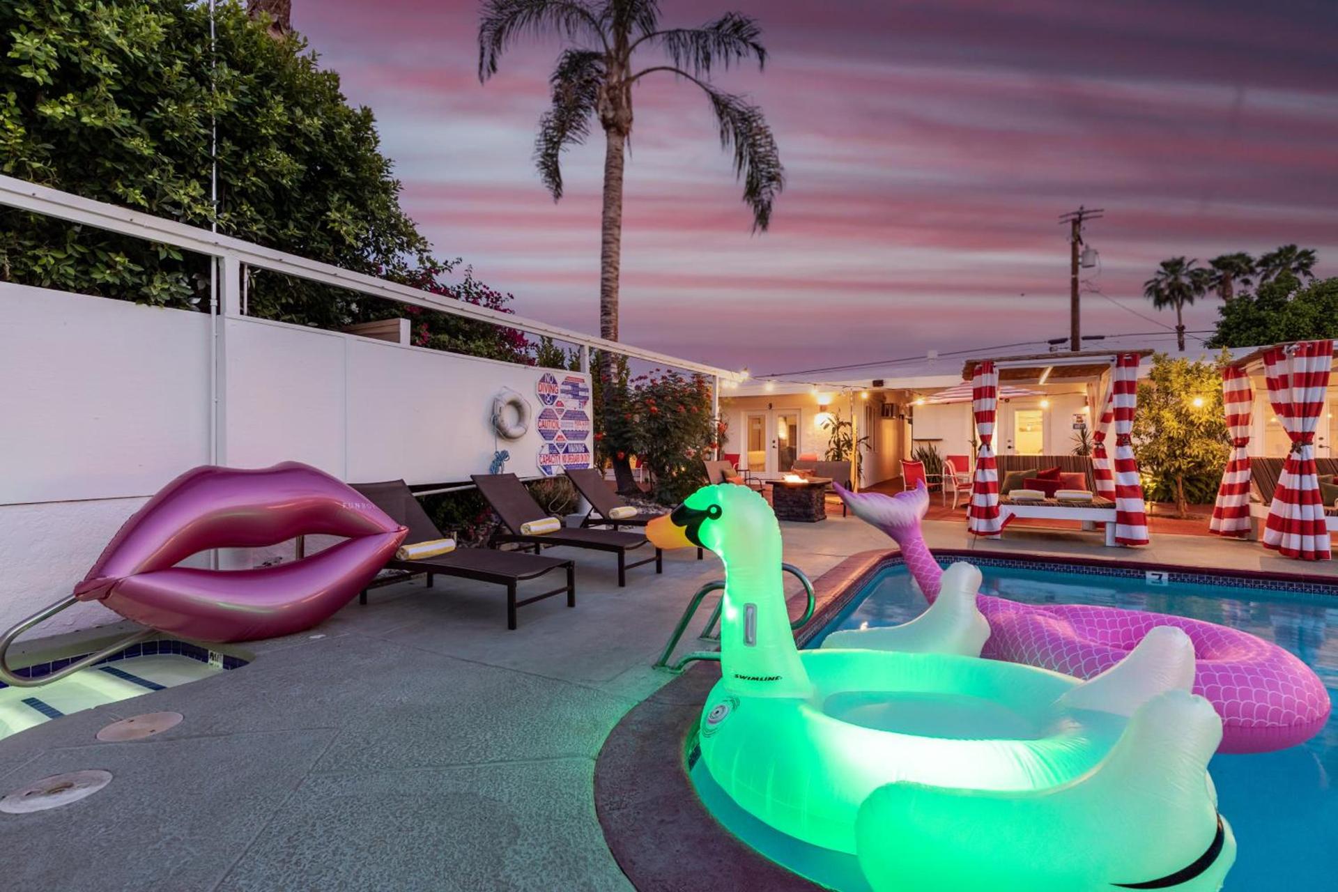Float Palm Springs - Adults Only photo 15
