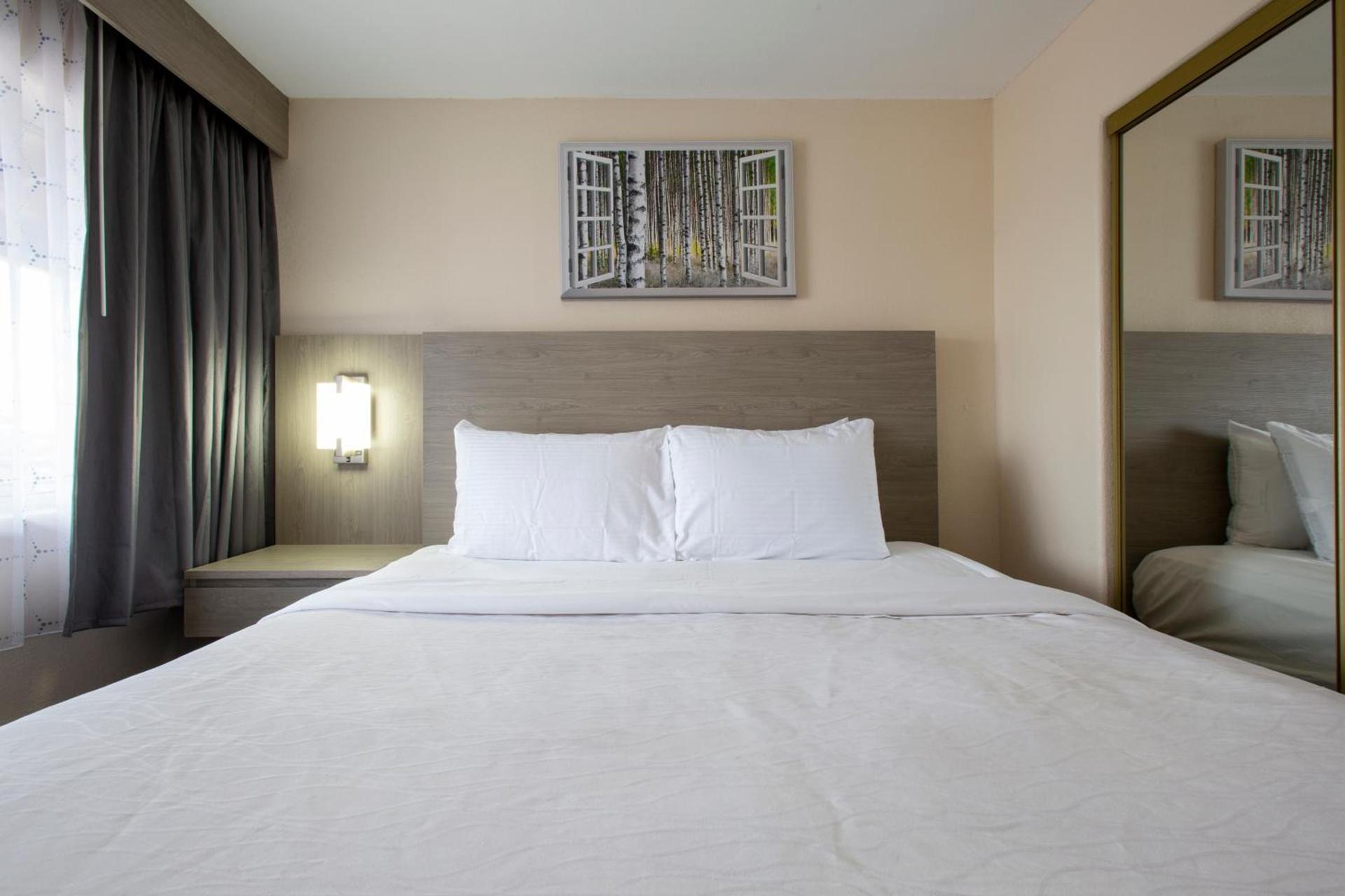 Hotel Aspen Flagstaff/ Grand Canyon InnSuites photo 35