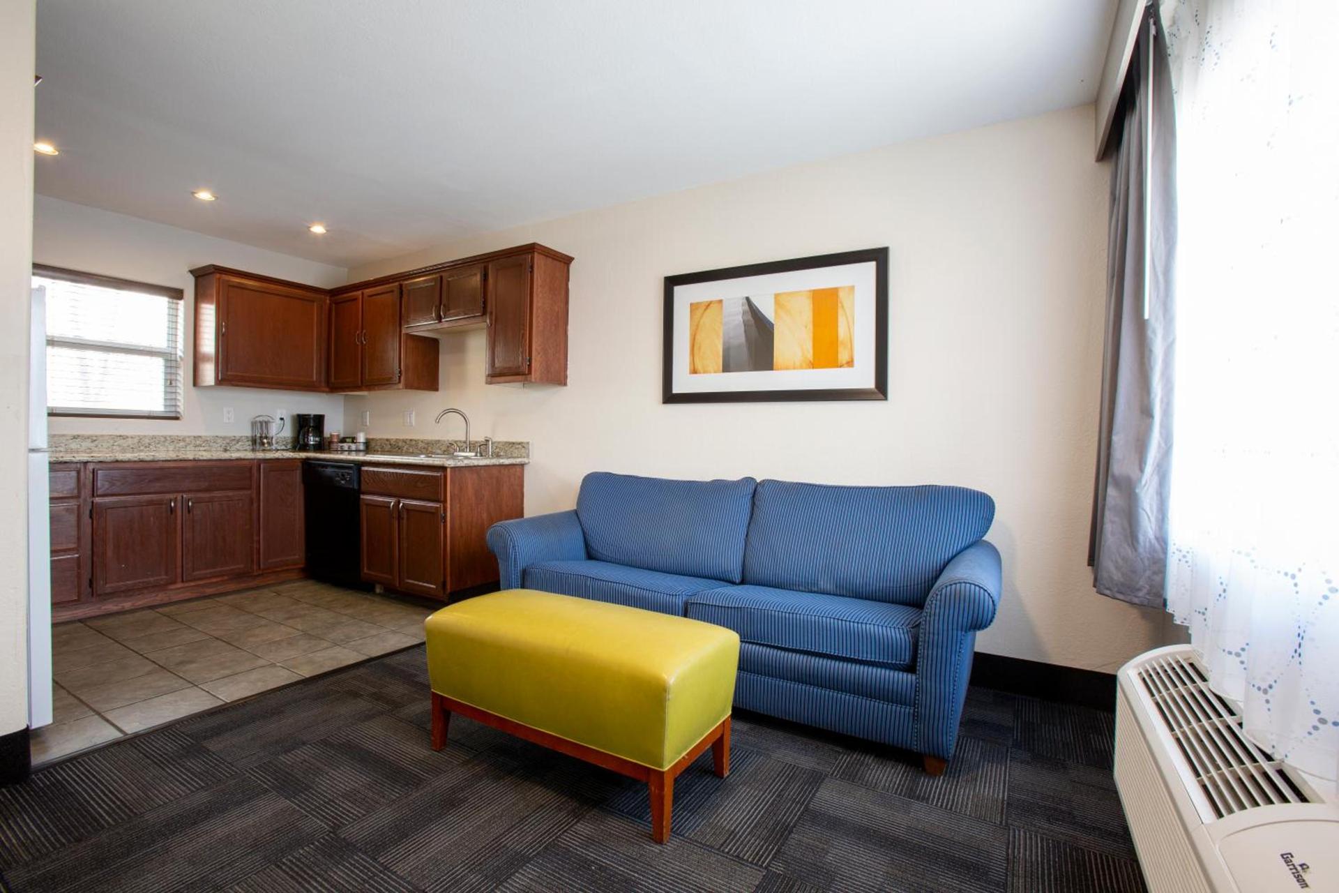 Hotel Aspen Flagstaff/ Grand Canyon InnSuites photo 42