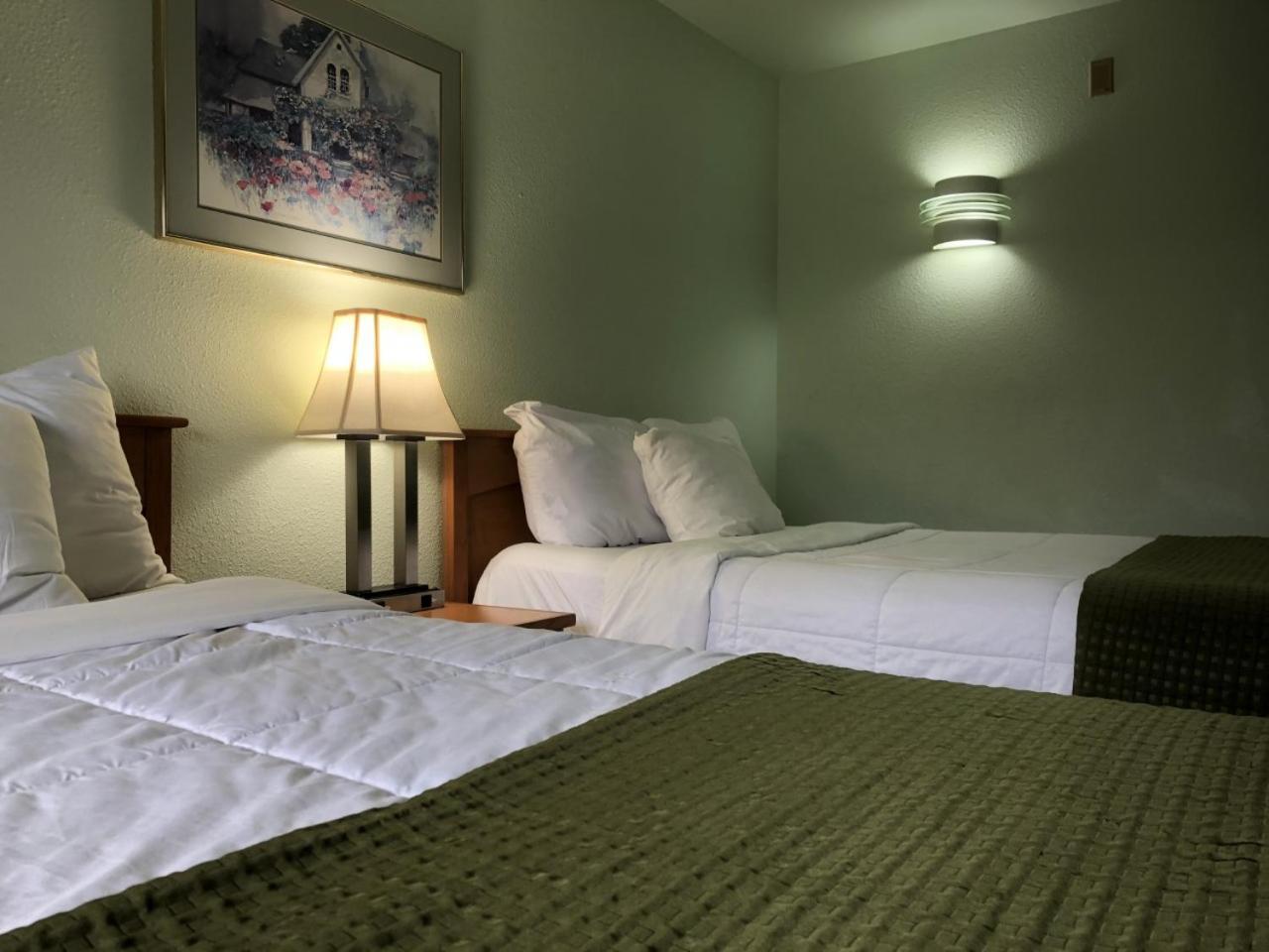 Travelodge by Wyndham Seattle North of Downtown photo 4