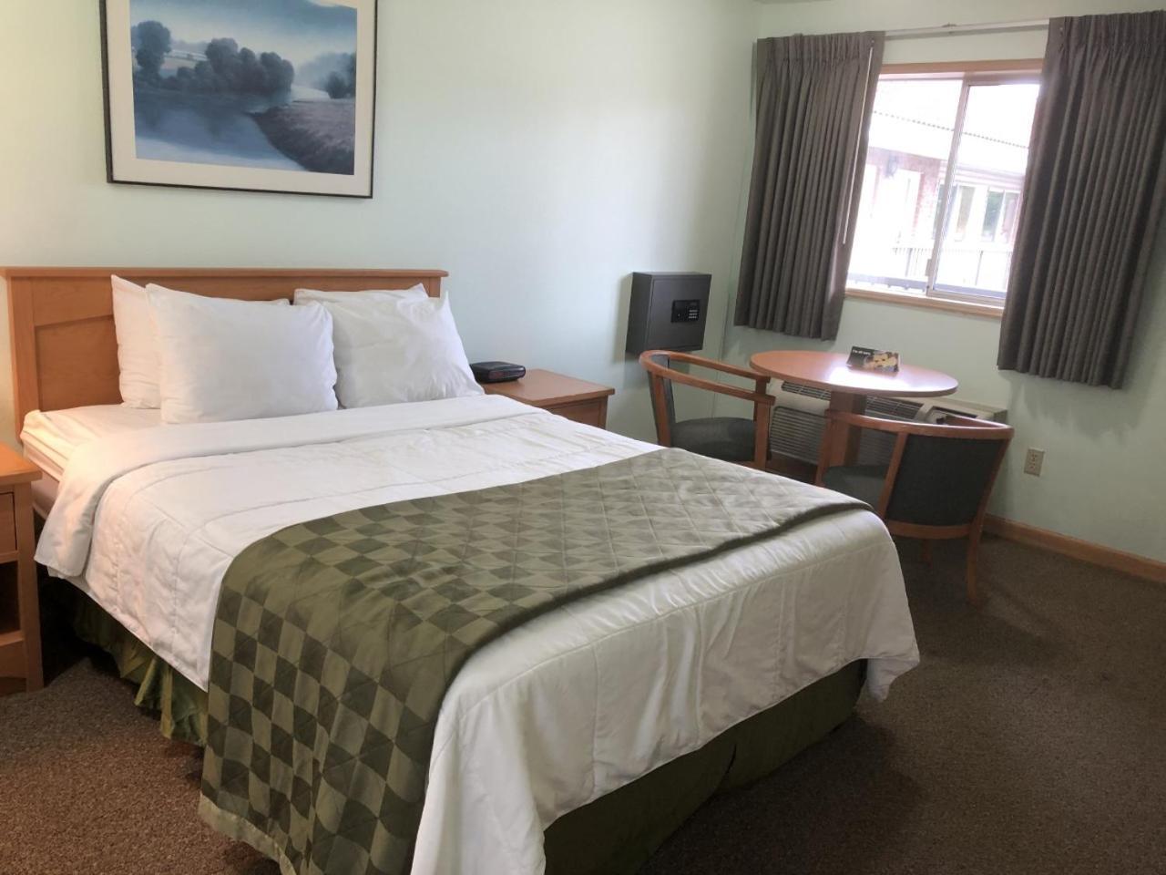 Travelodge by Wyndham Seattle North of Downtown photo 3