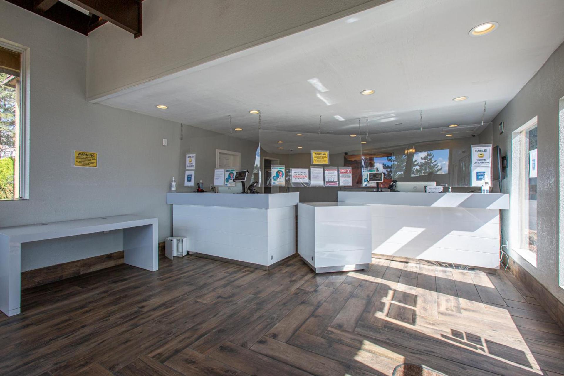 Hotel Aspen Flagstaff/ Grand Canyon InnSuites photo 65