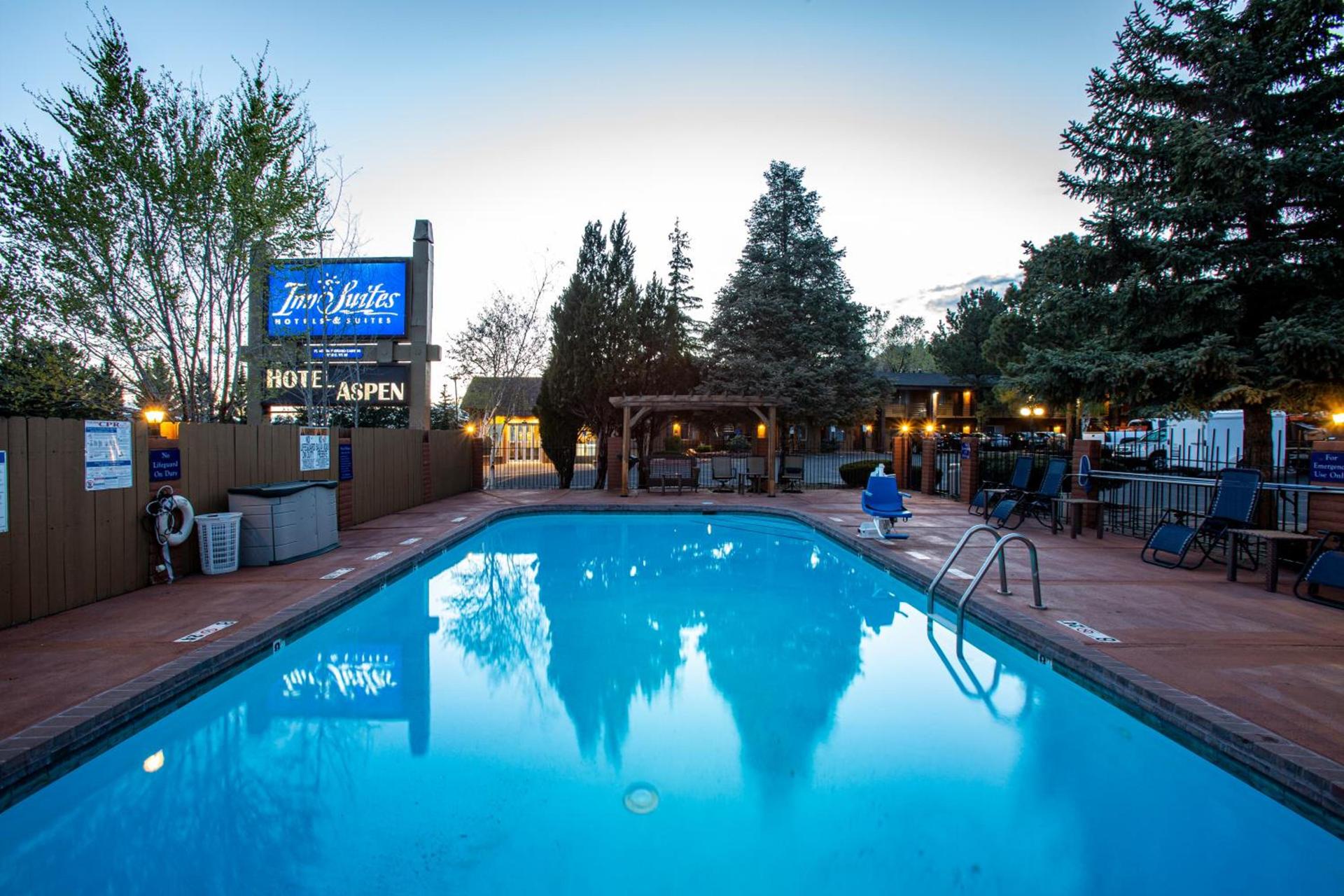 Hotel Aspen Flagstaff/ Grand Canyon InnSuites photo 3