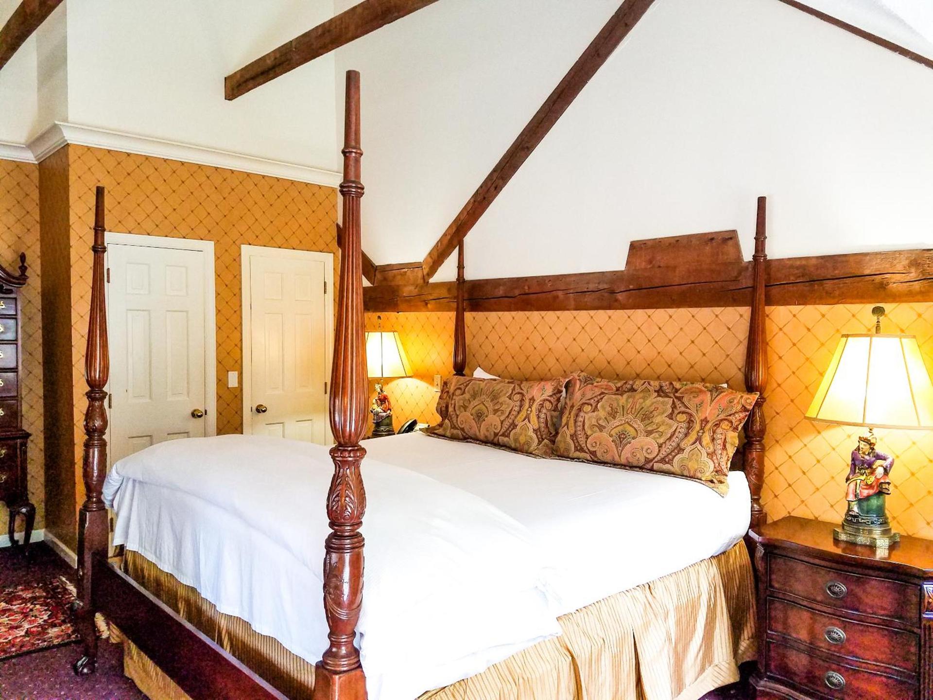 Copper Beech Inn photo 78