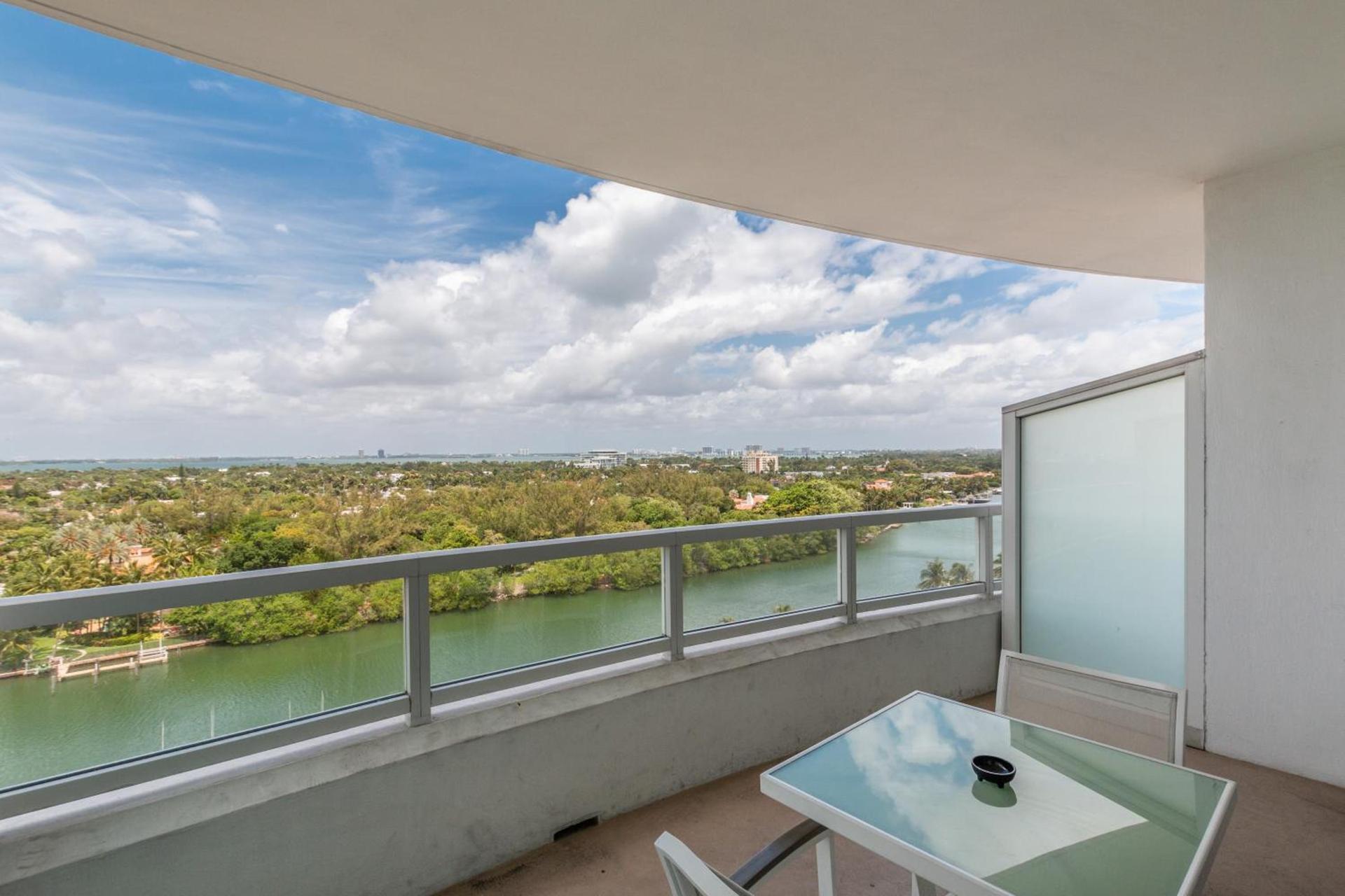 FB Miami Beach Tresor Private Luxury Suites photo 51