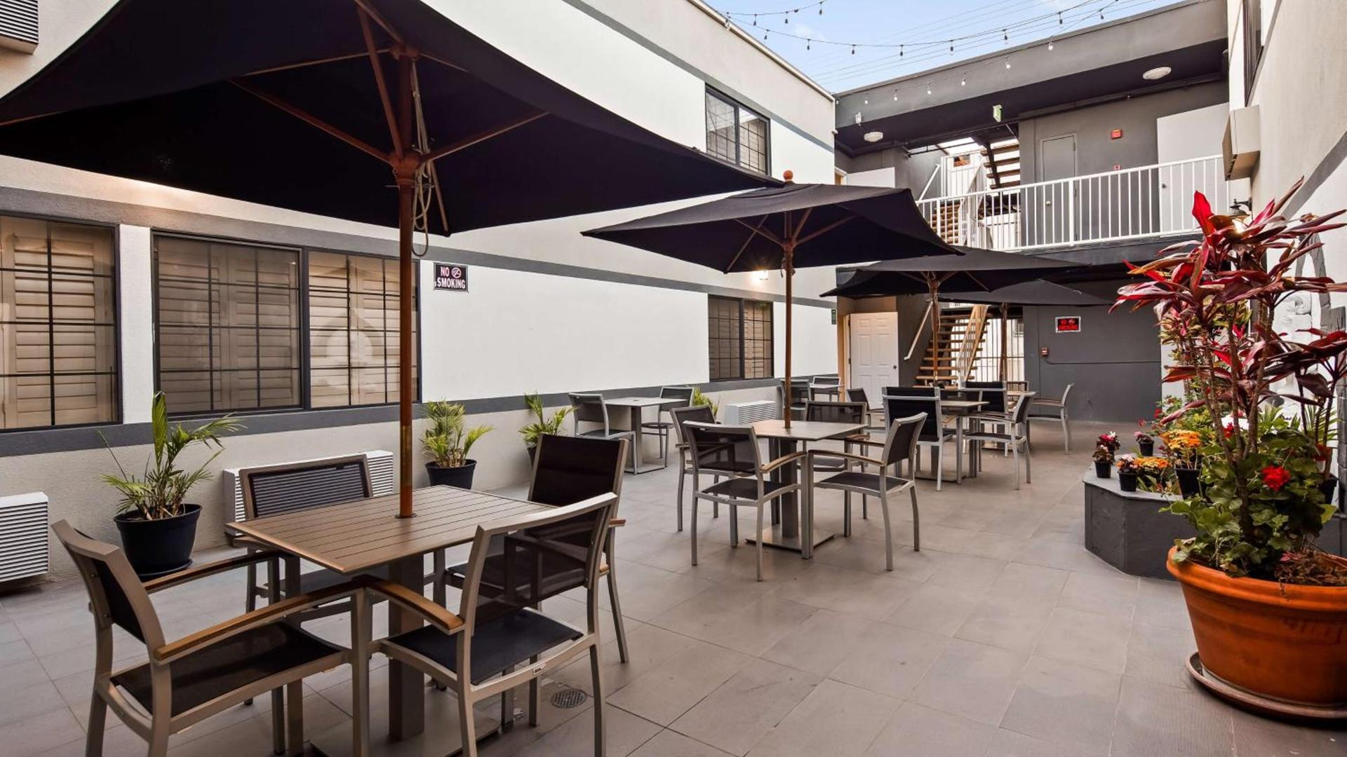 SureStay Hotel by Best Western Beverly Hills West LA photo 4
