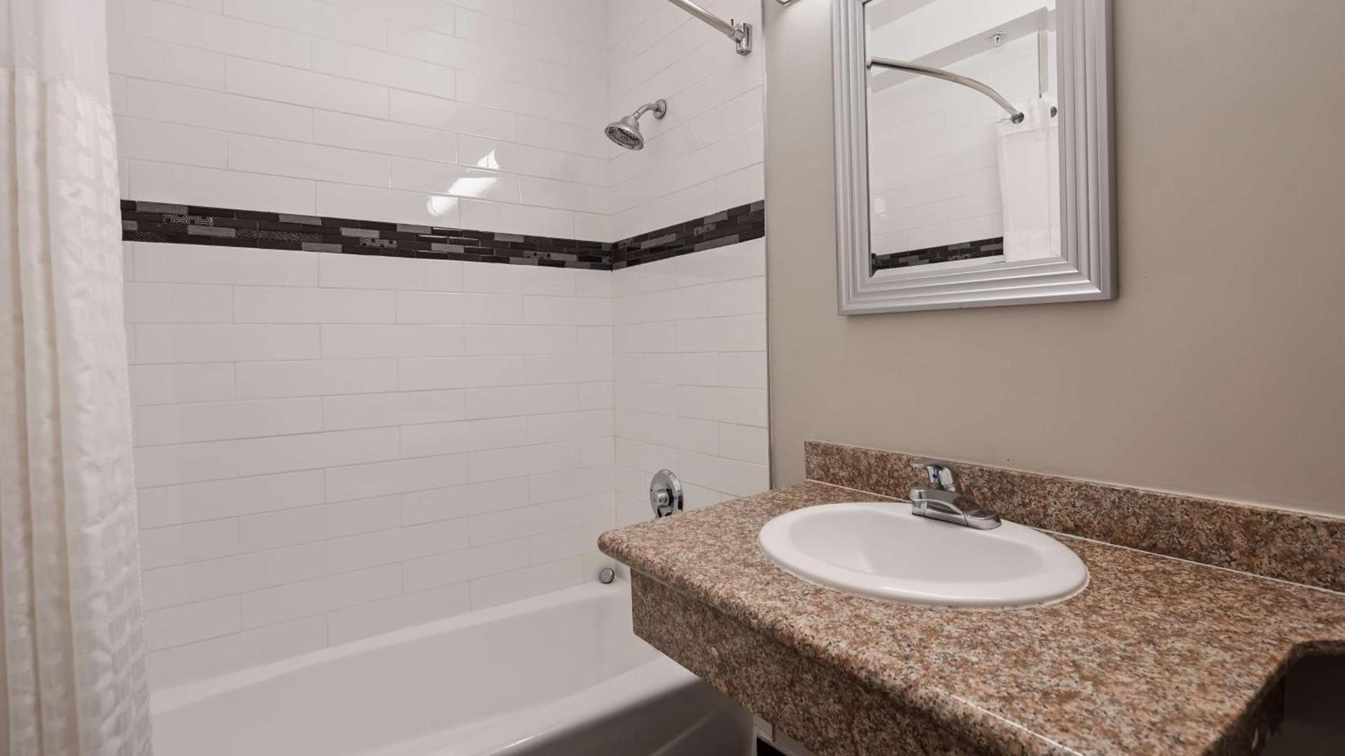 SureStay Hotel by Best Western Beverly Hills West LA photo 14