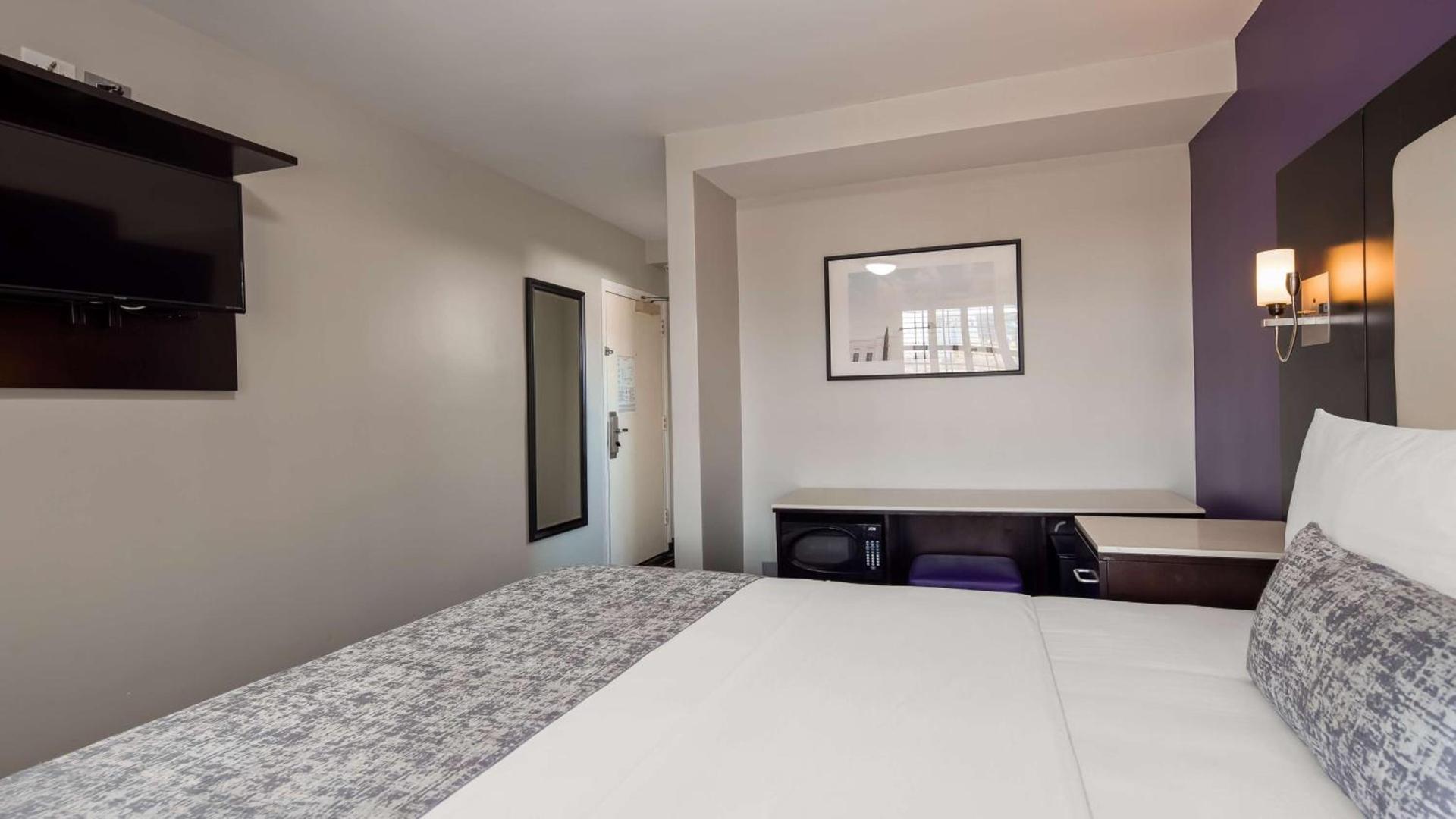 SureStay Hotel by Best Western Beverly Hills West LA photo 23