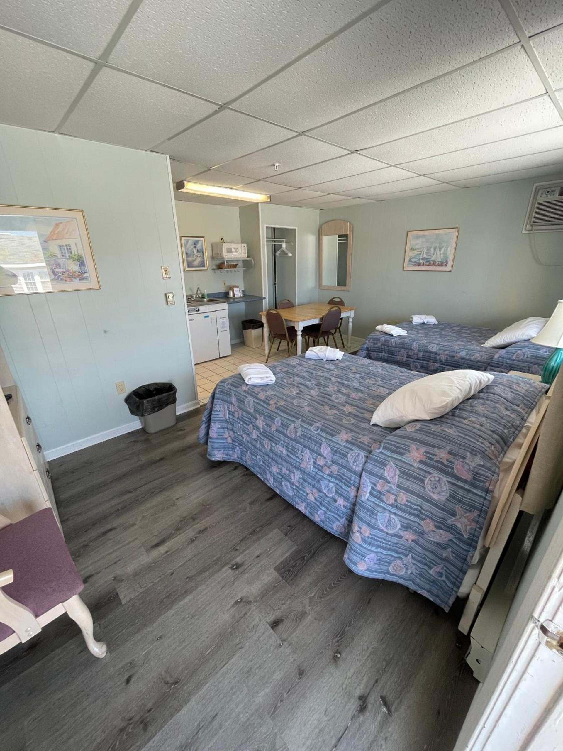 Beau Rivage Motel photo 28