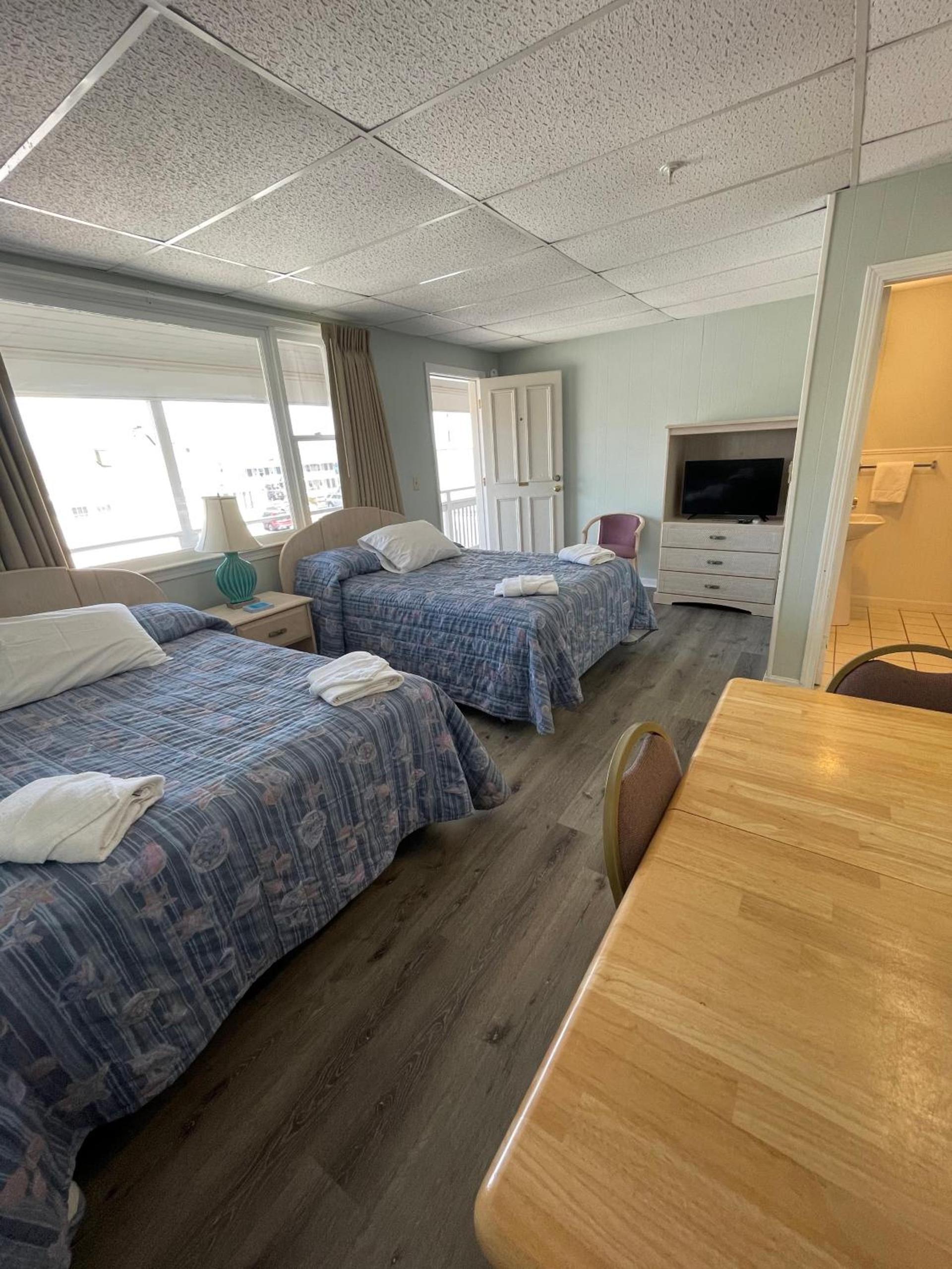 Beau Rivage Motel photo 55