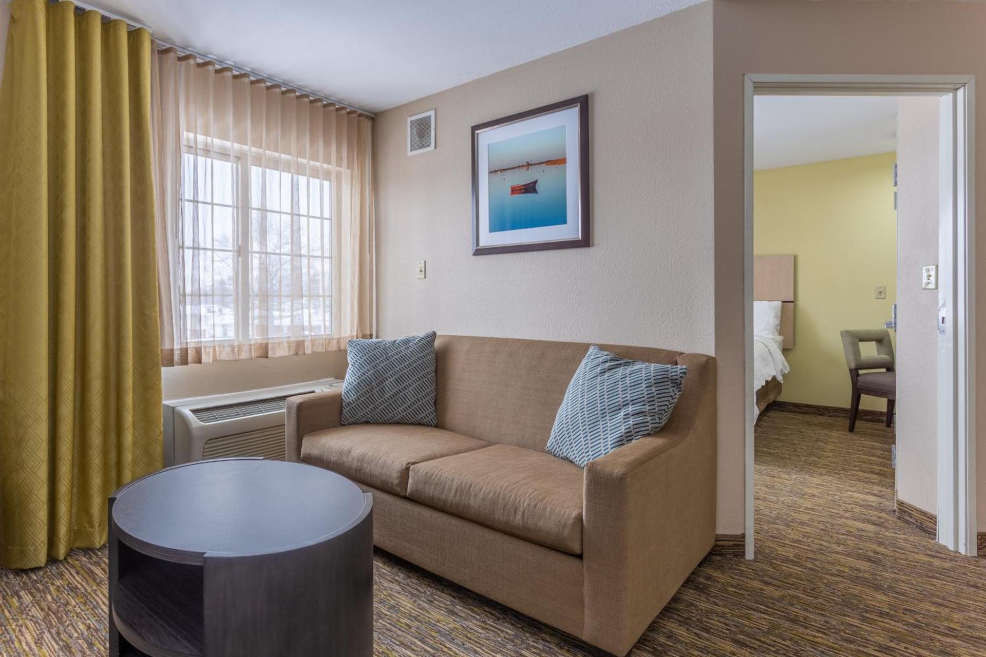 Candlewood Suites South Bend Airport by IHG photo 31