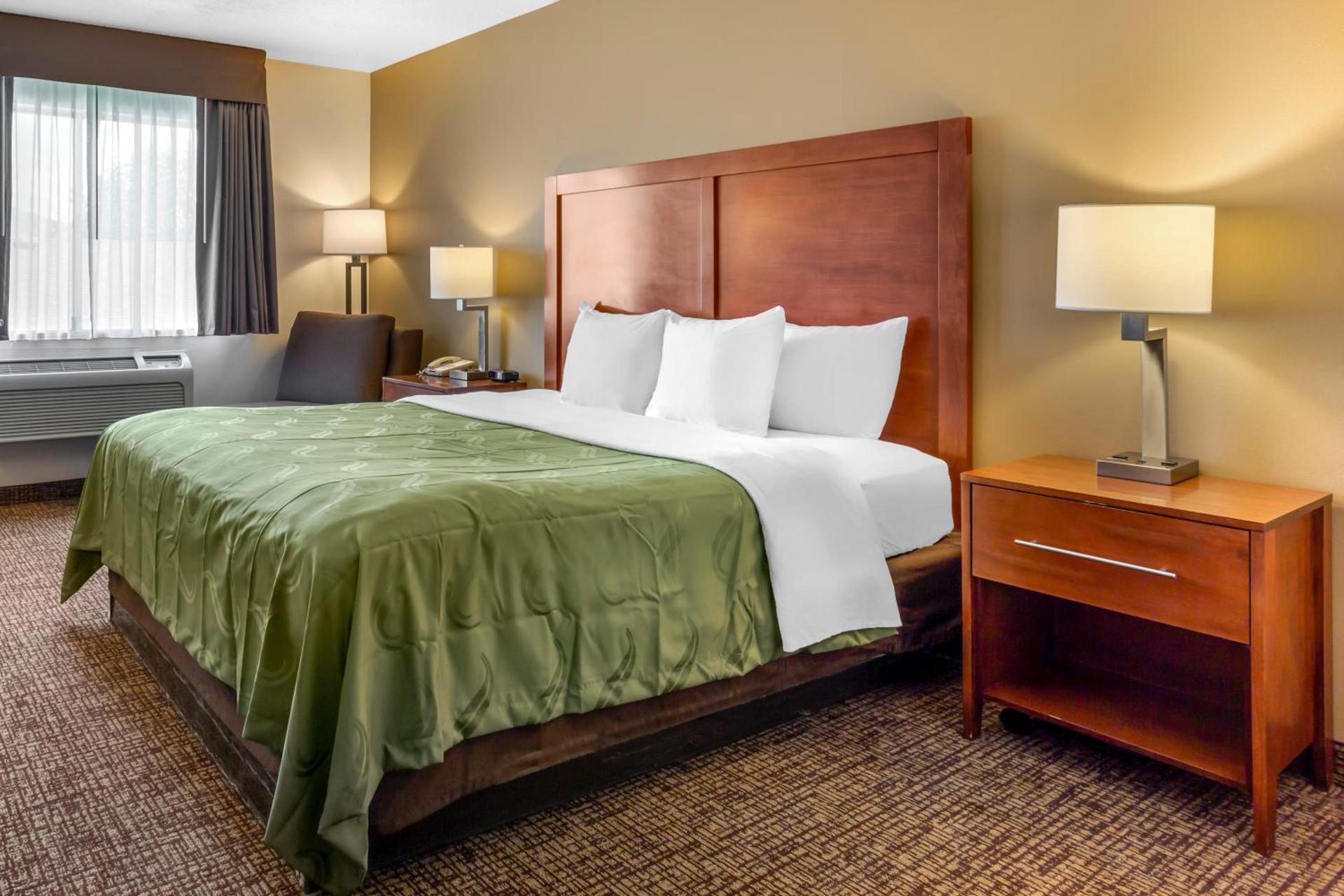 Quality Inn Logan near University photo 35