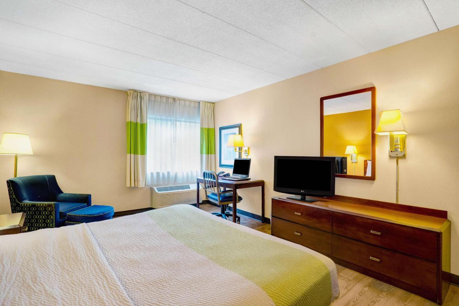 Motel 6-Milford, CT photo 4