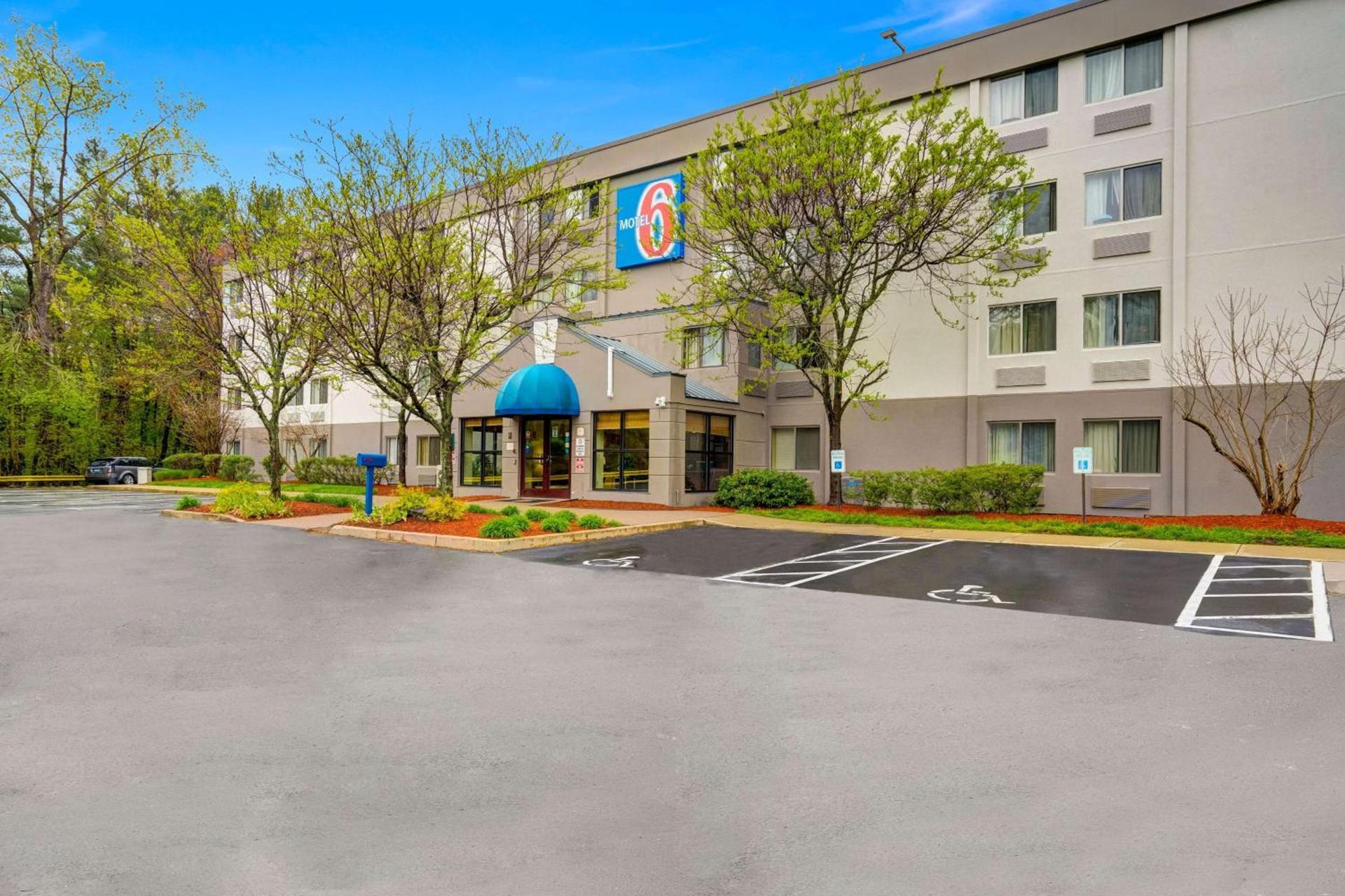 Motel 6-Milford, CT photo 2