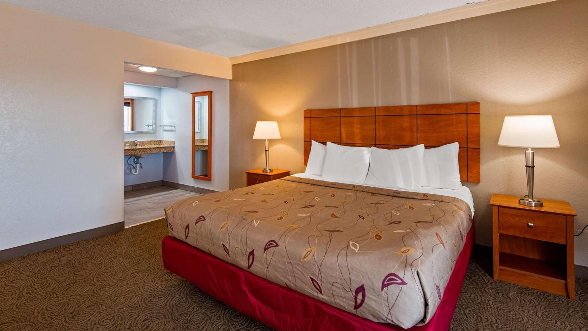 Best Western Thunderbird Motel photo 5