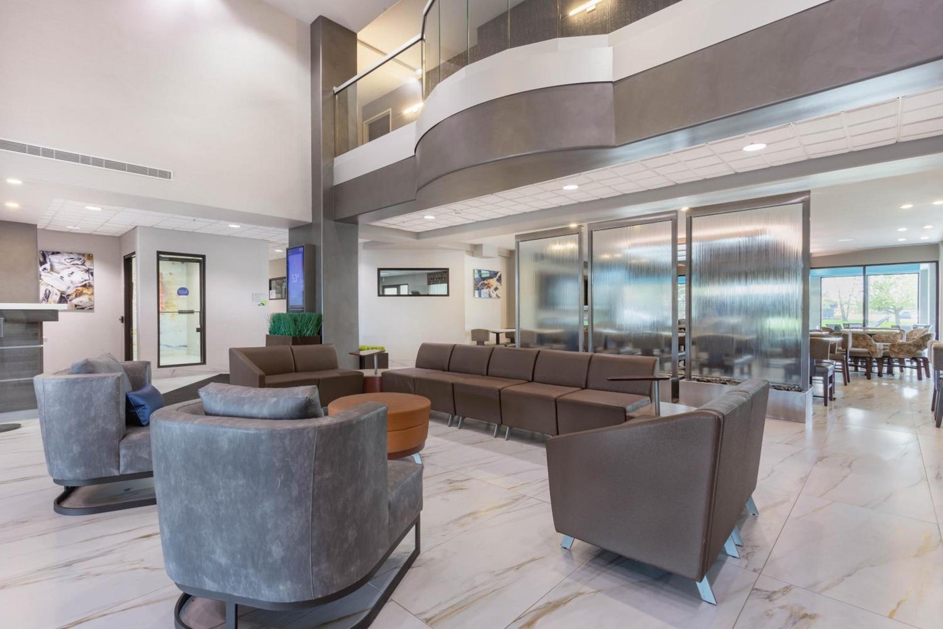 Wingate by Wyndham Tinley Park photo 5