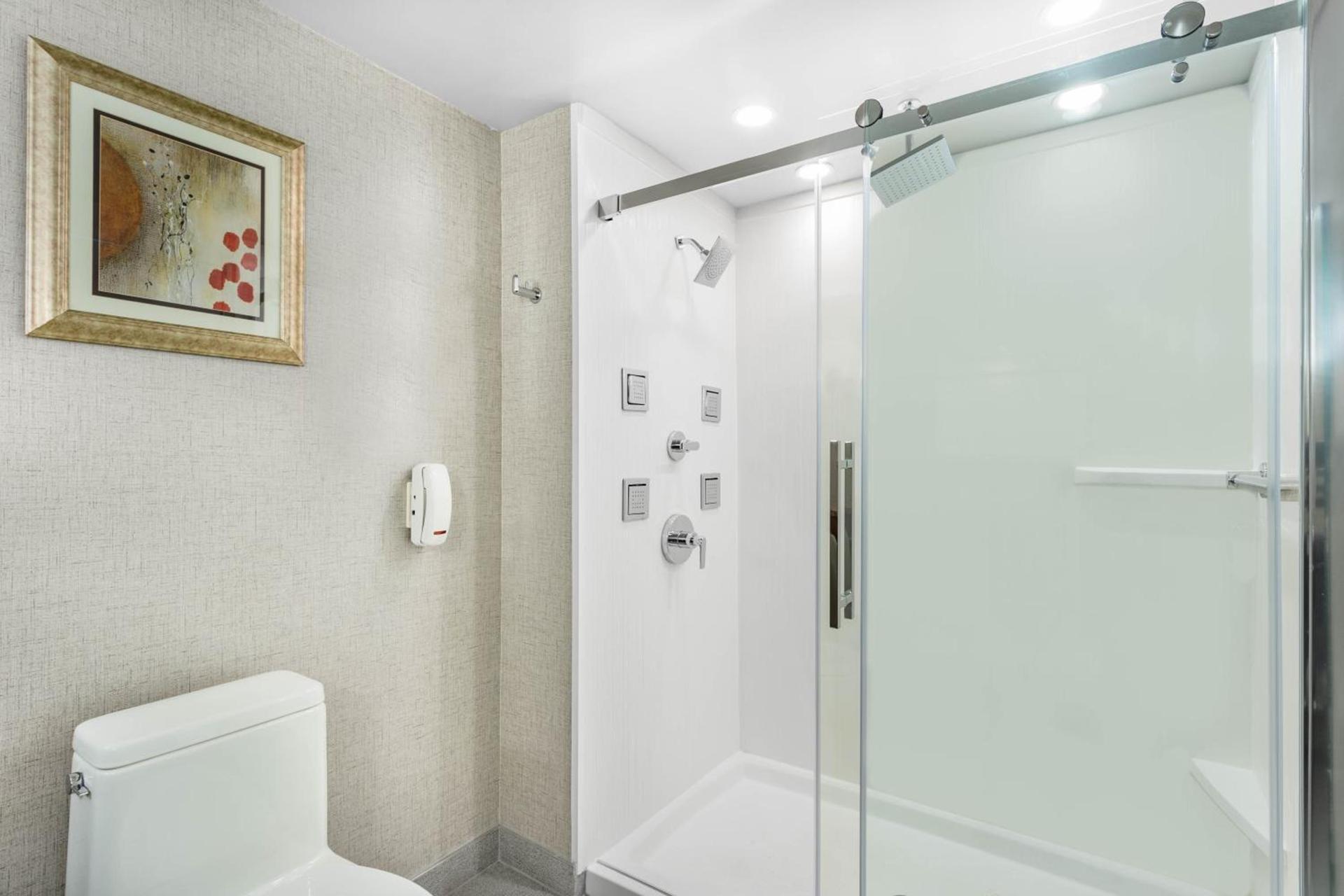 Wingate by Wyndham Tinley Park photo 17