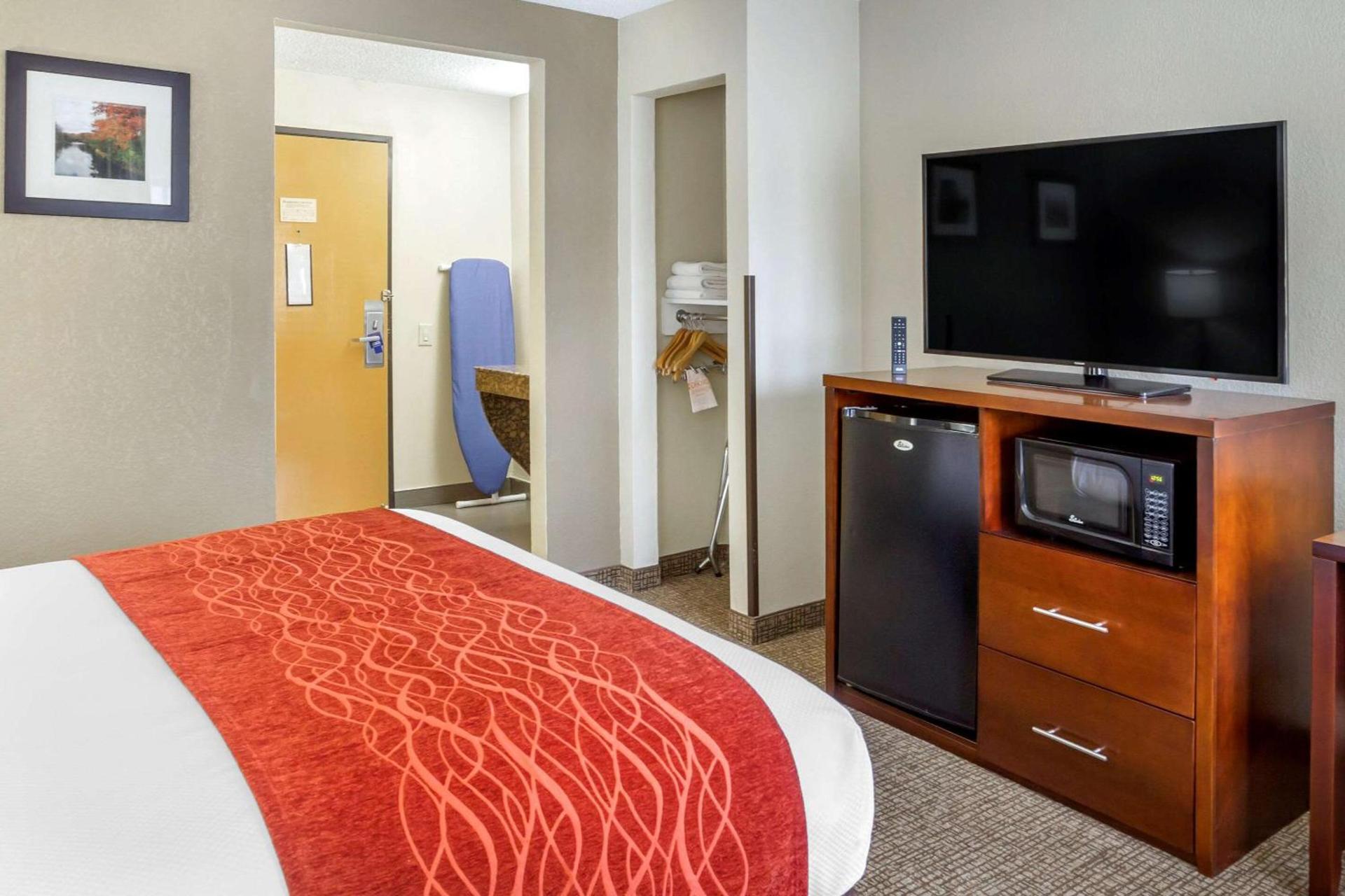 Comfort Inn Hoffman Estates - Schaumburg photo 31