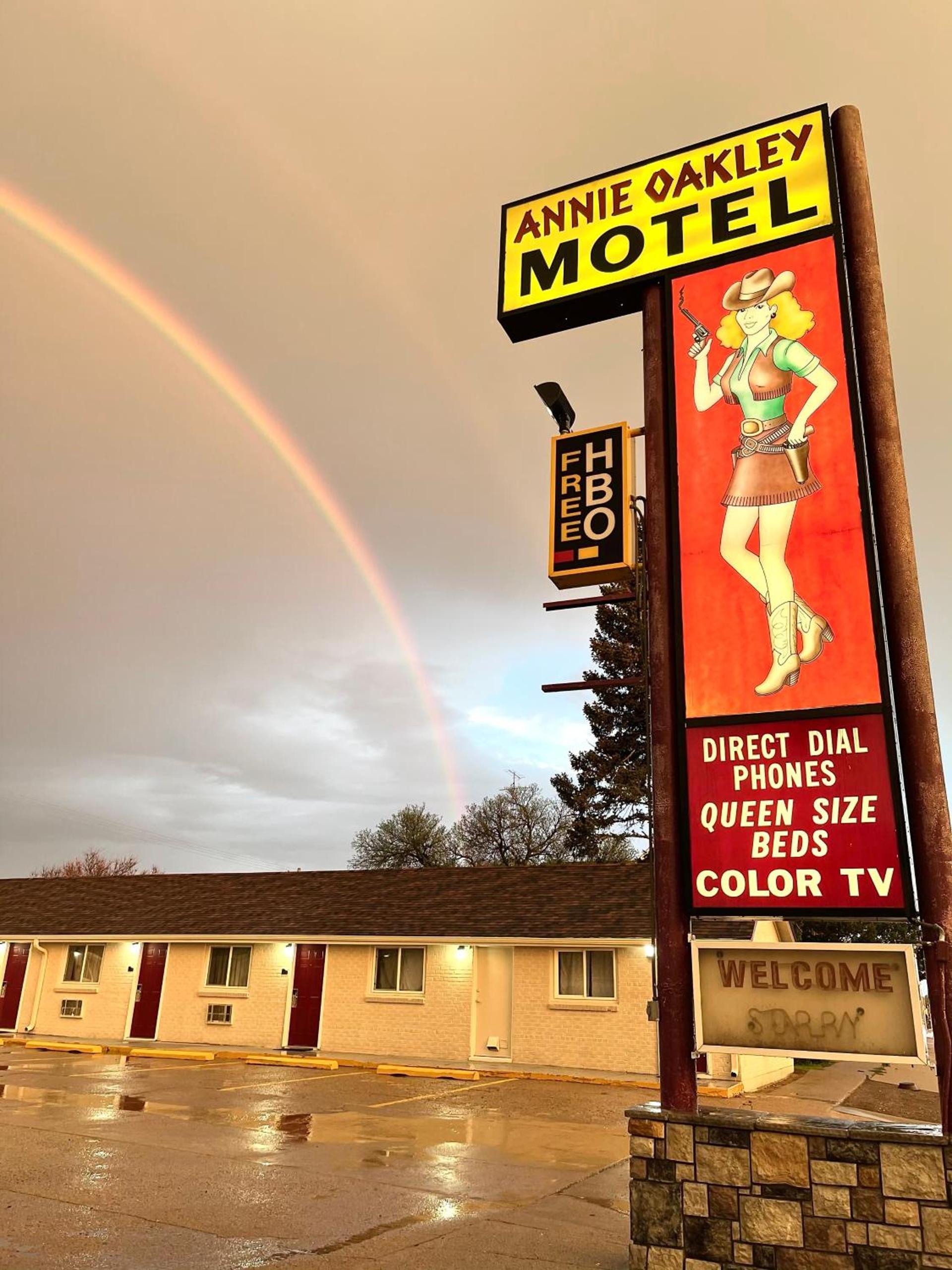 Annie Oakley Motel Oakley photo 75