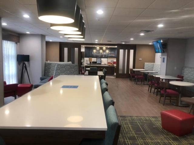 Hampton Inn Monahans, Tx photo 19