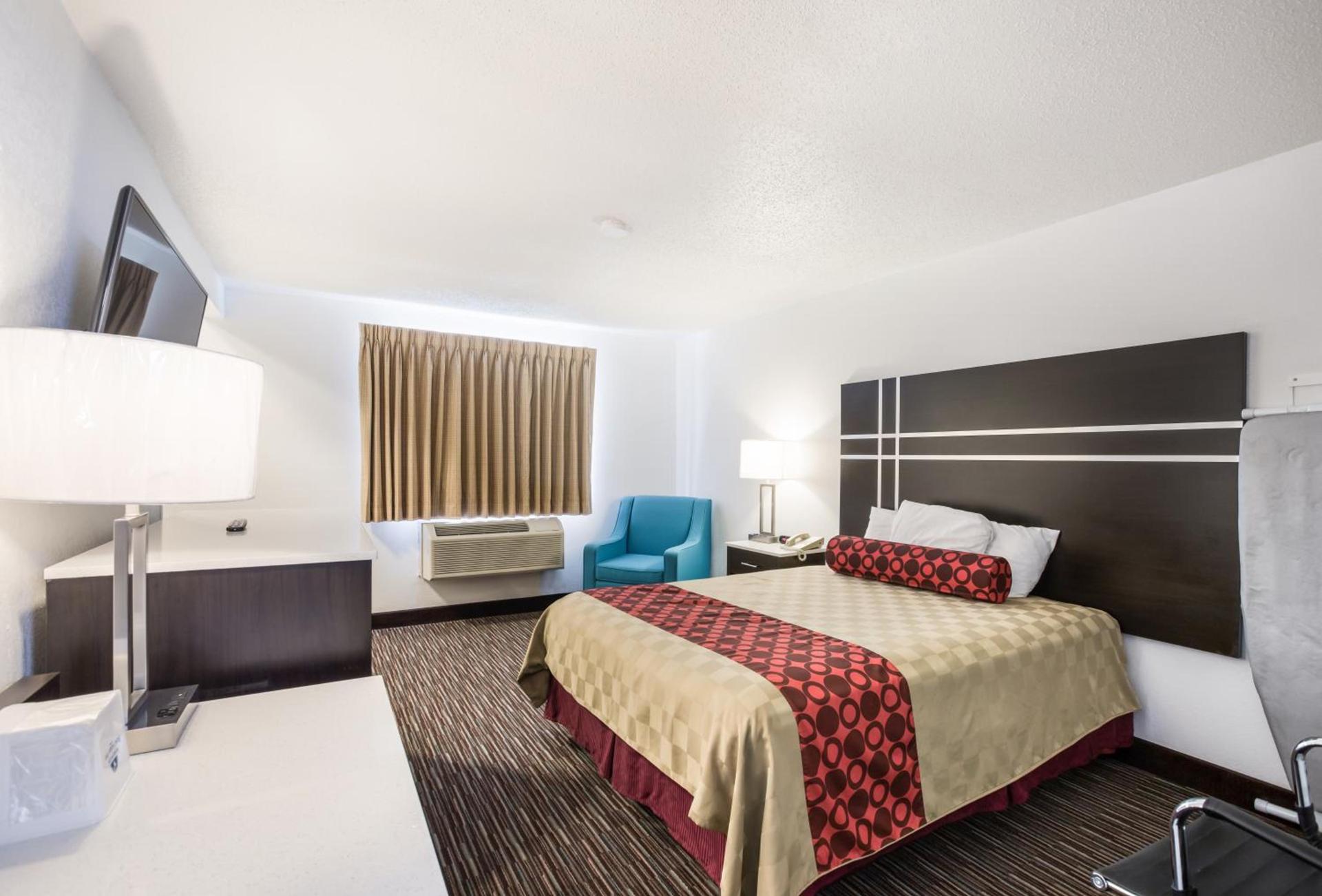 Americas Best Value Inn Charlotte photo 27