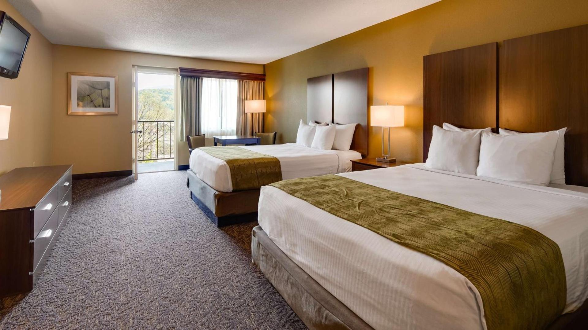 Best Western Plaza Inn photo 32